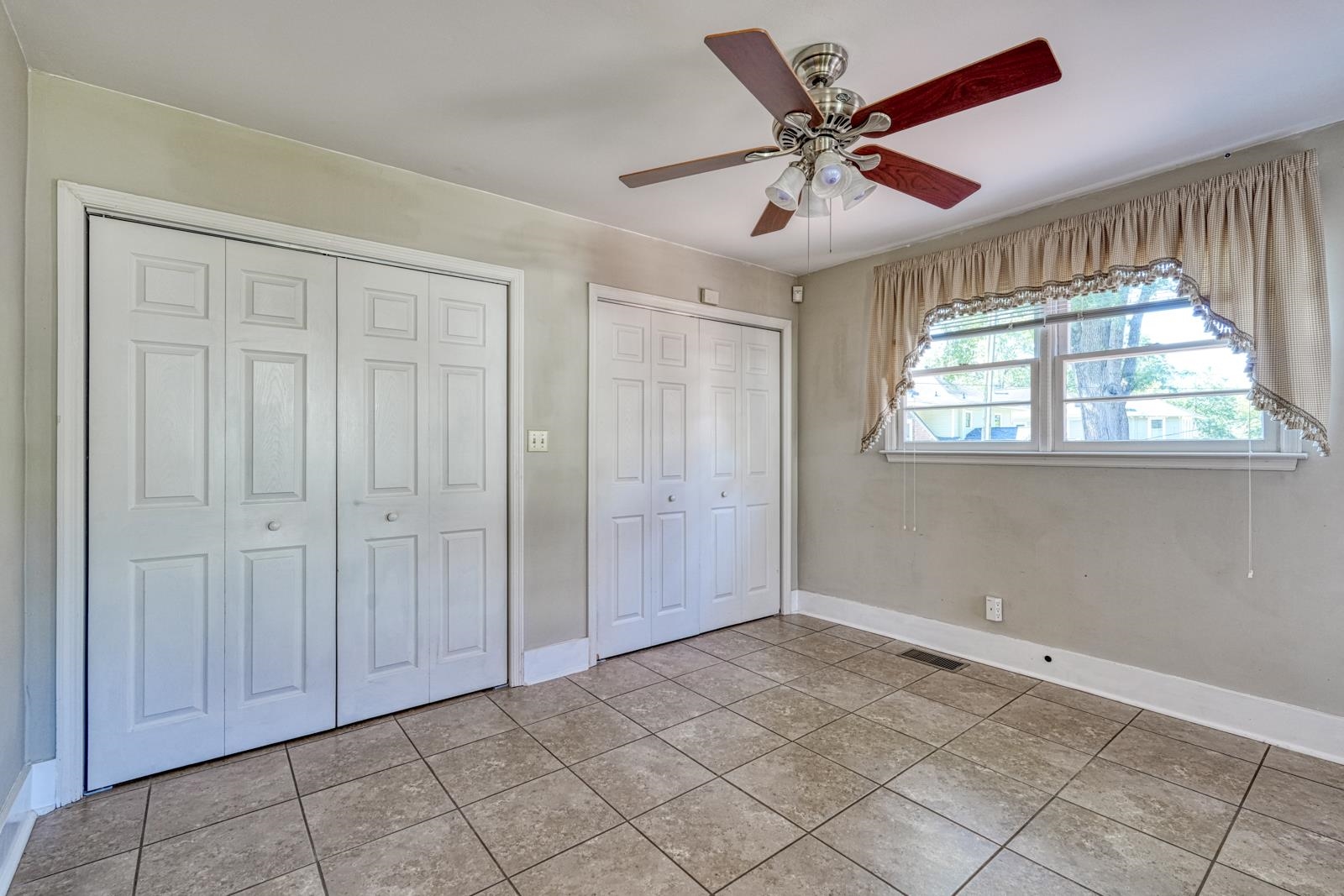 120 Connecticut Avenue Property Photo 18