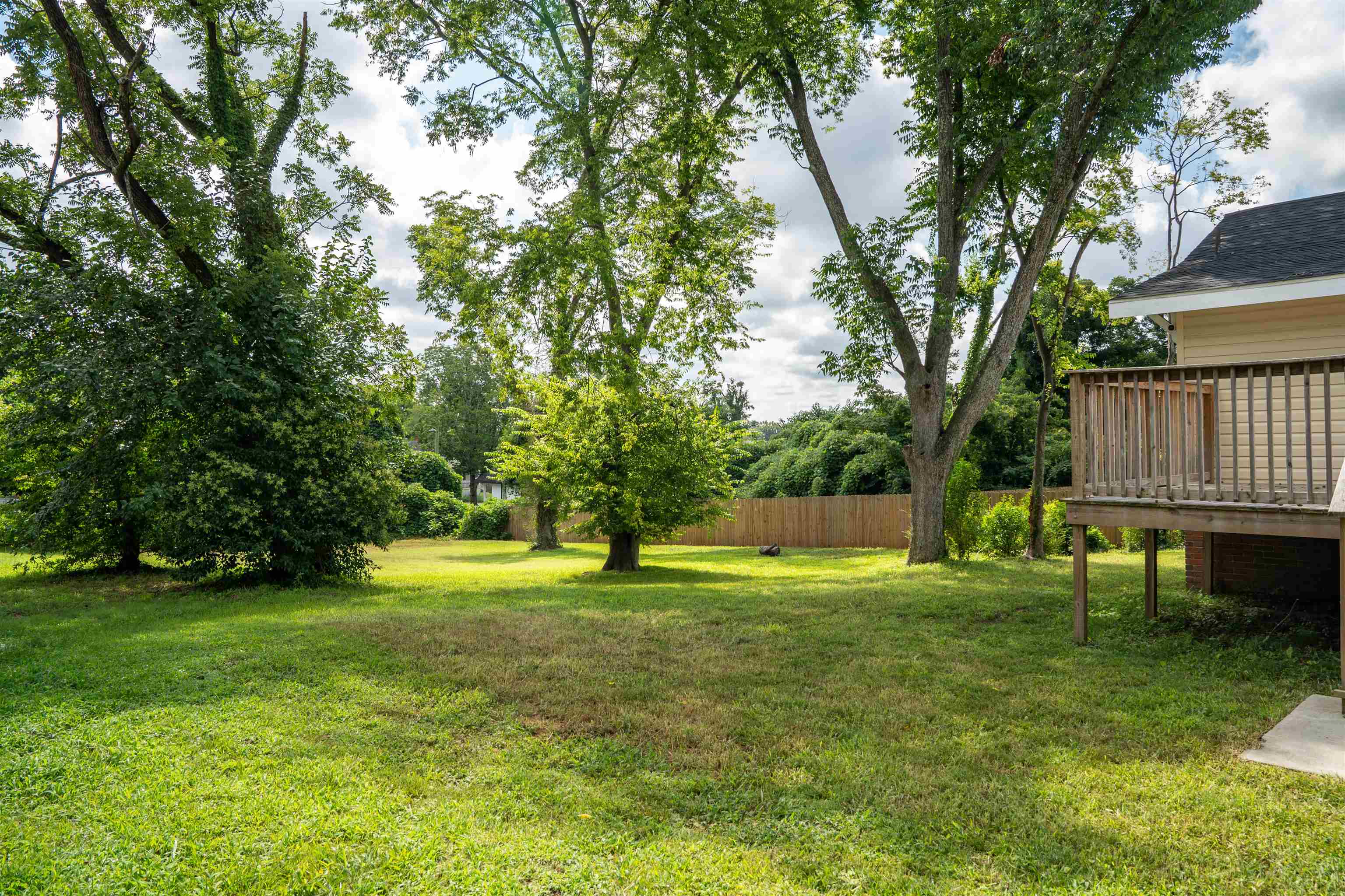 445 Arch Street Property Photo 4