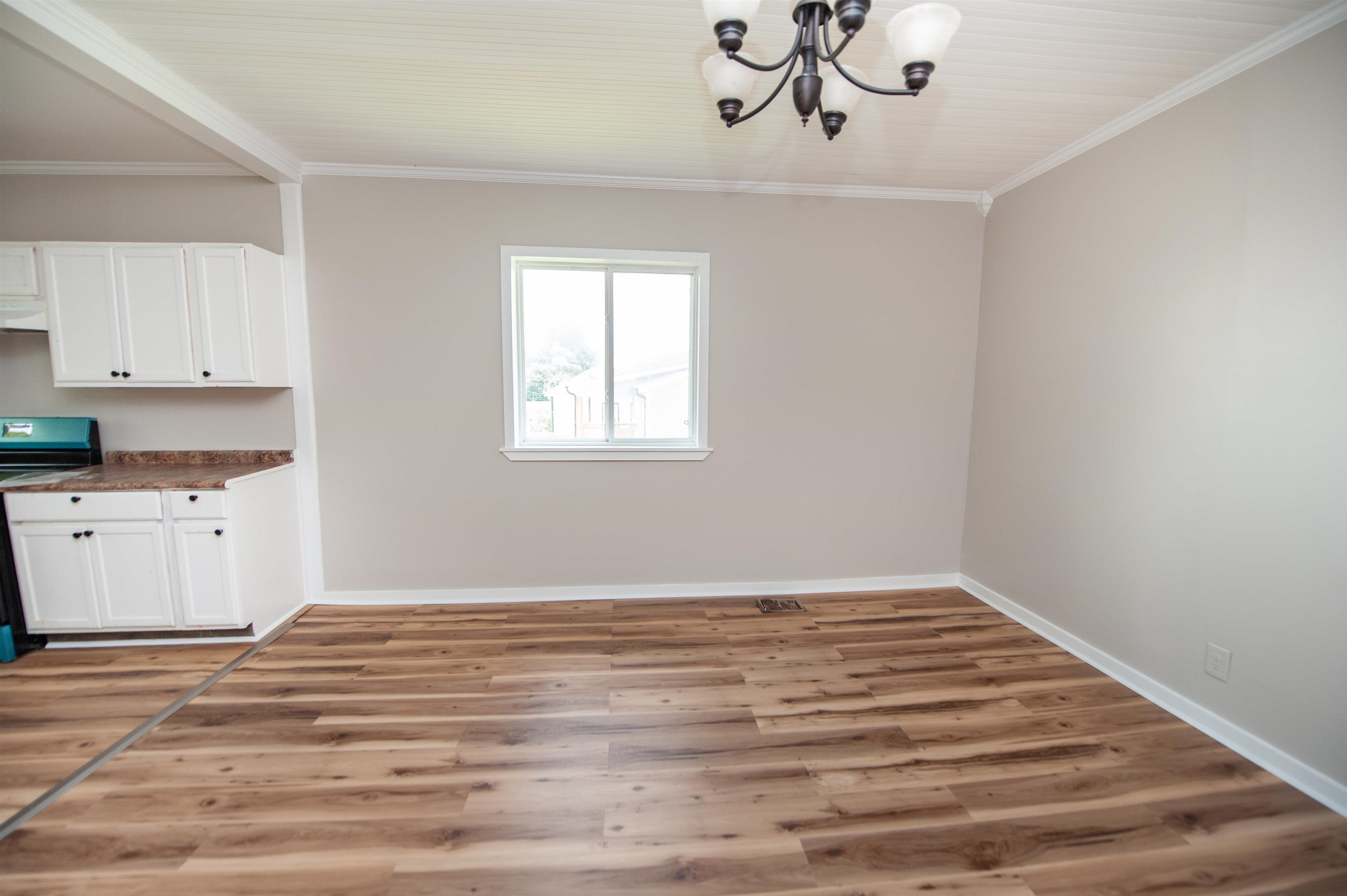 445 Arch Street Property Photo 11