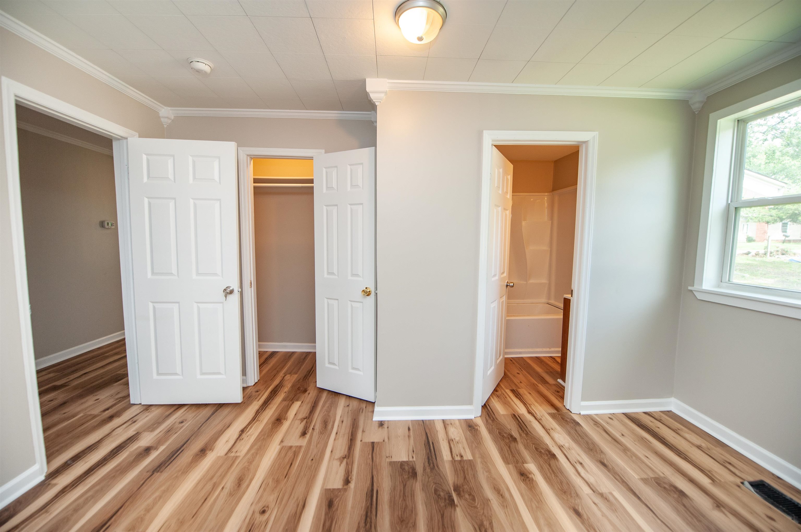 445 Arch Street Property Photo 19