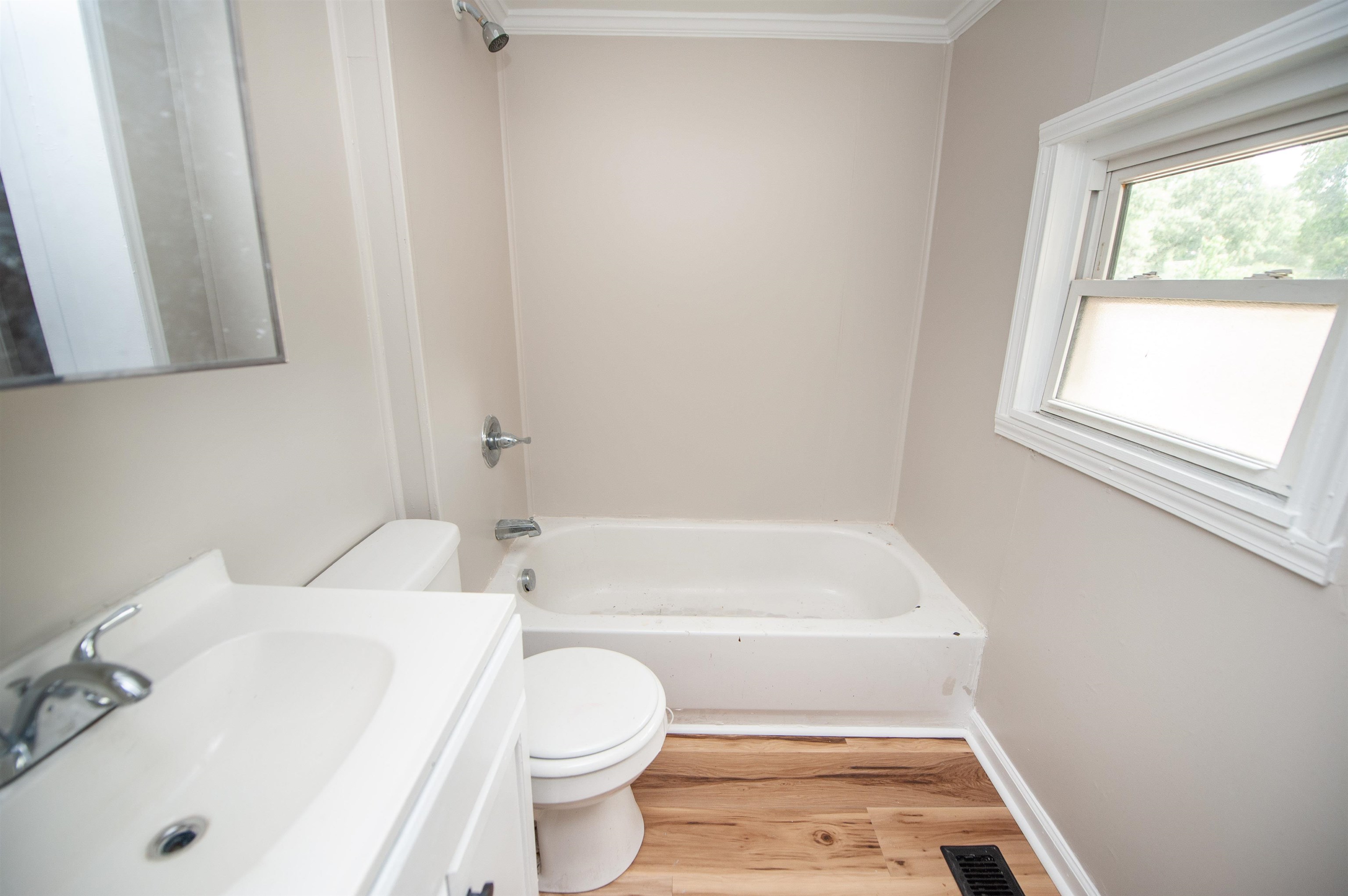 445 Arch Street Property Photo 20