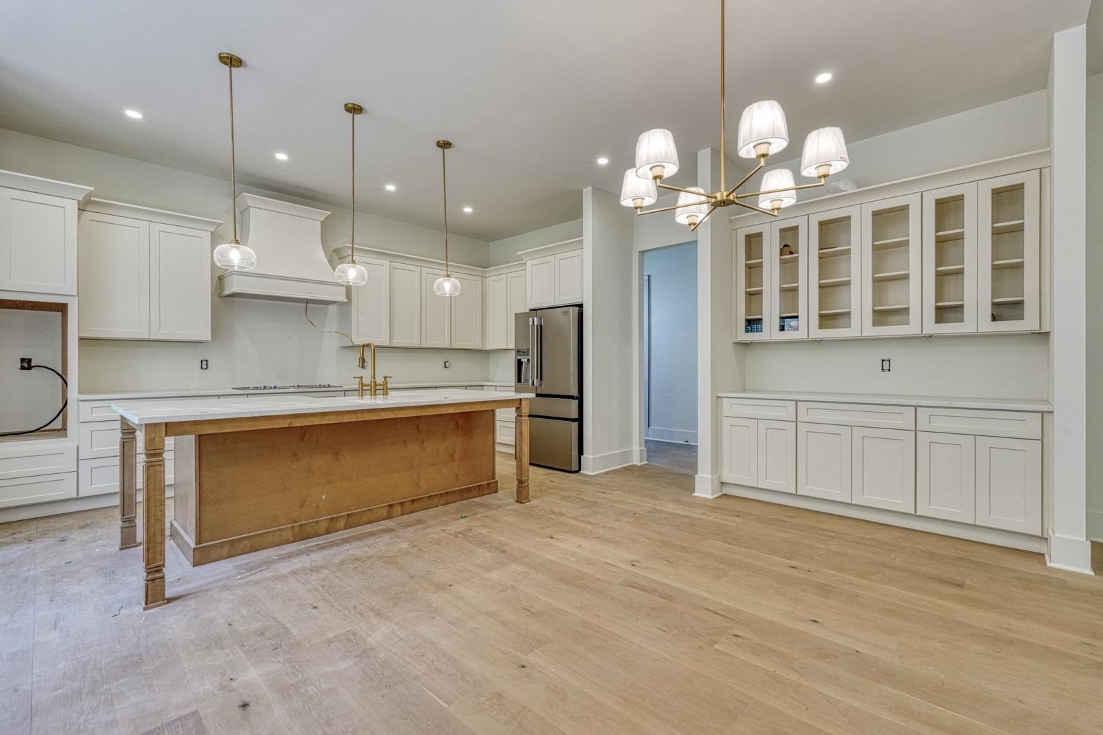 2040 Ivy Cottage Path Property Photo 5