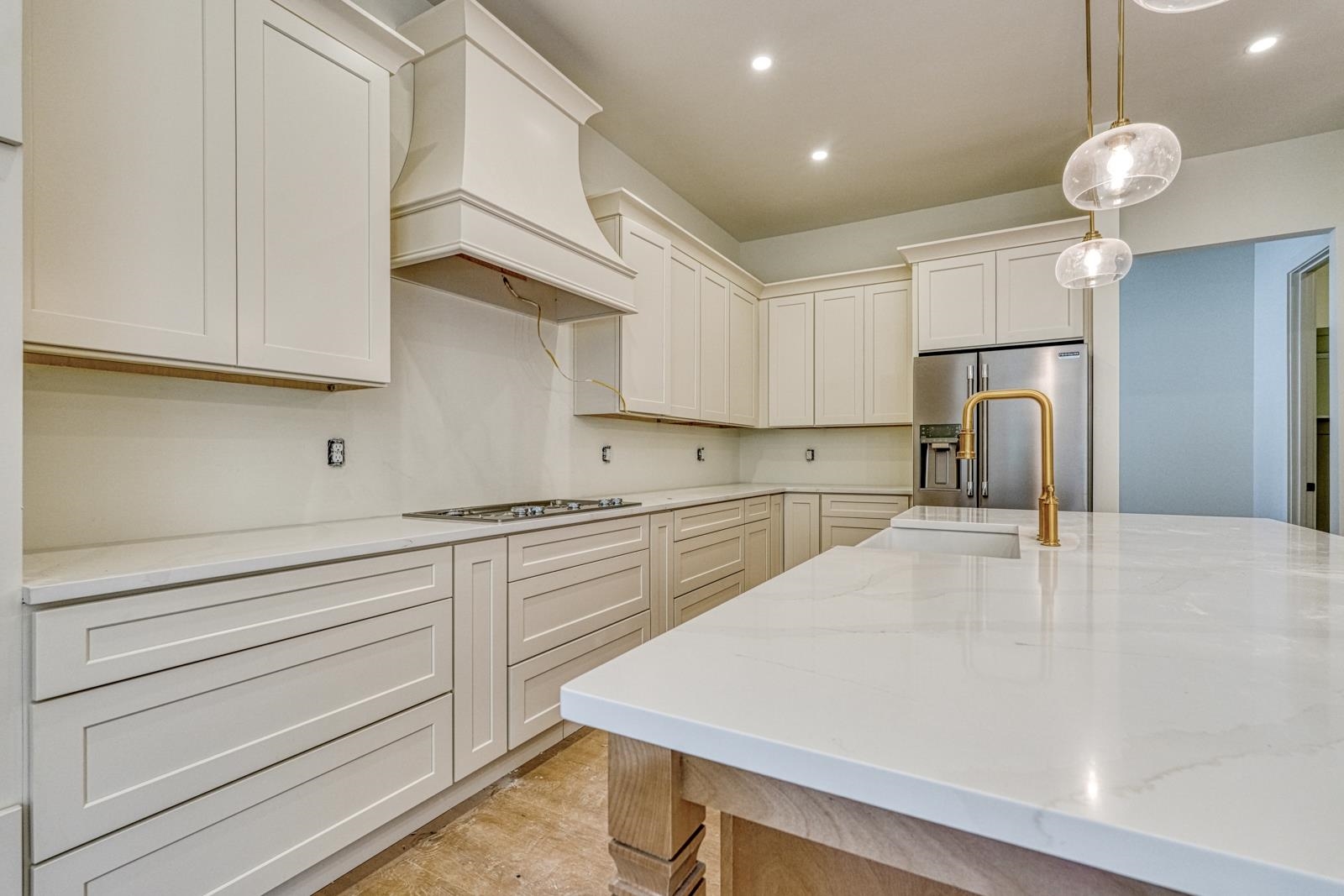 2040 Ivy Cottage Path Property Photo 6