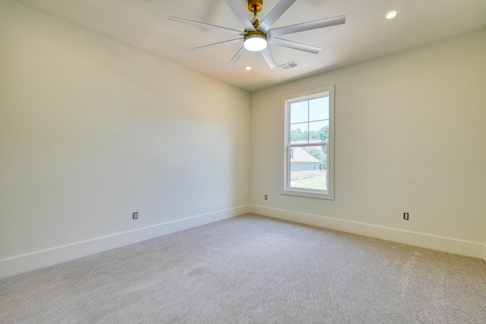 2040 Ivy Cottage Path Property Photo 40