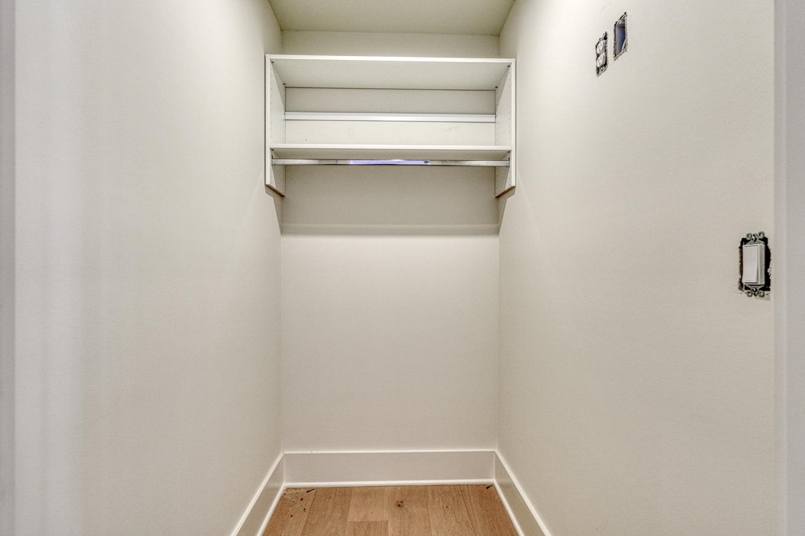 2040 Ivy Cottage Path Property Photo 44