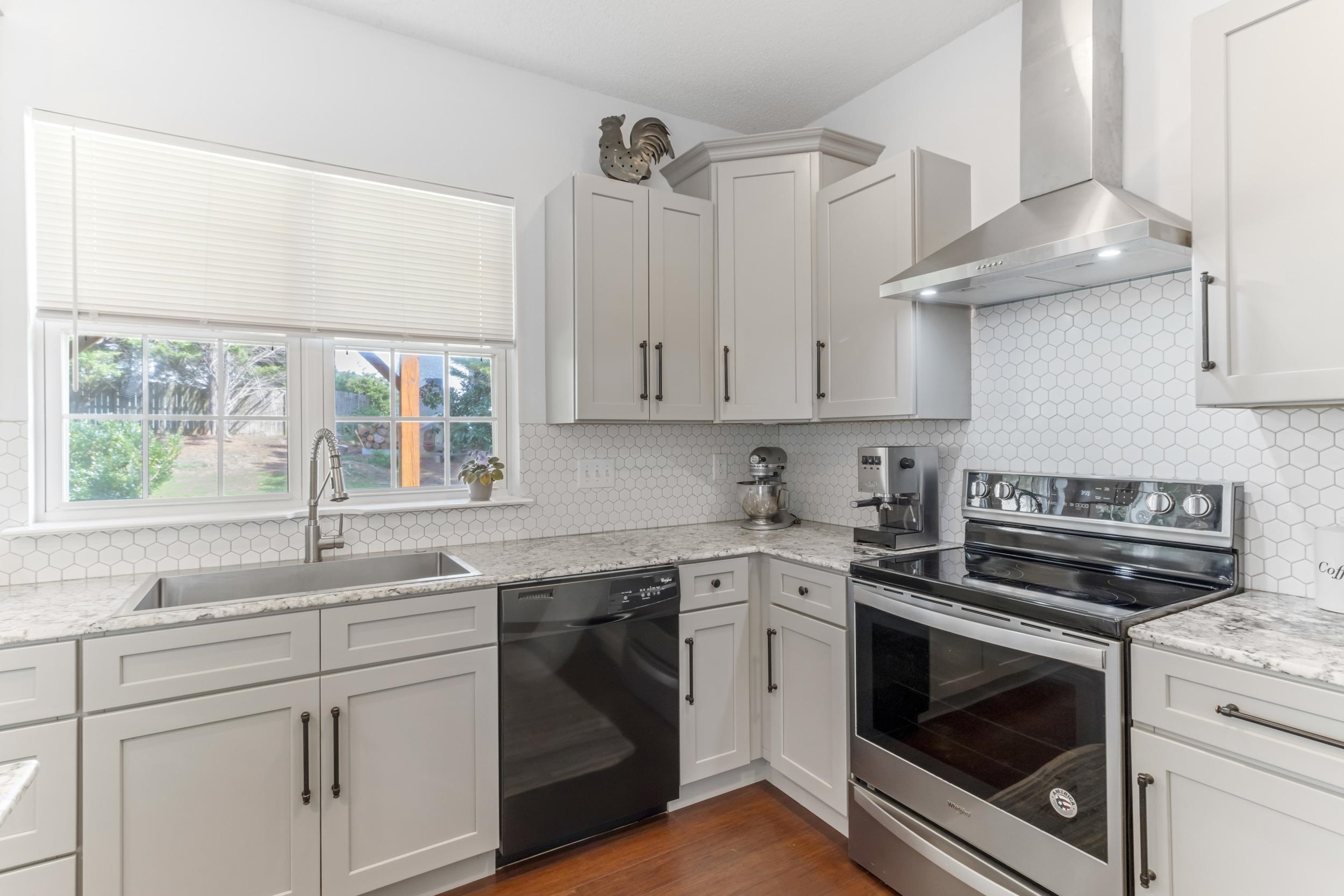 5 Grayhawk Way Property Photo 6