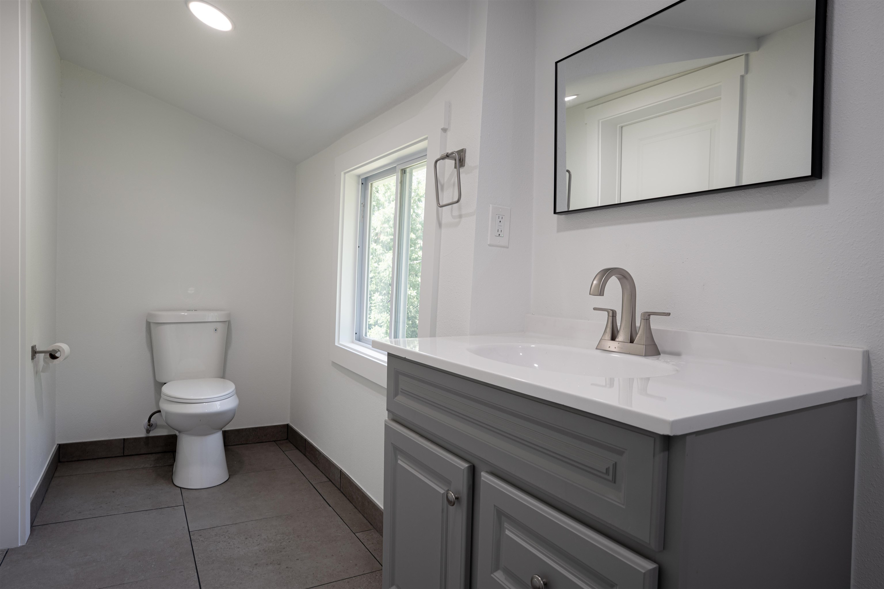 70 Clippard St Property Photo 14