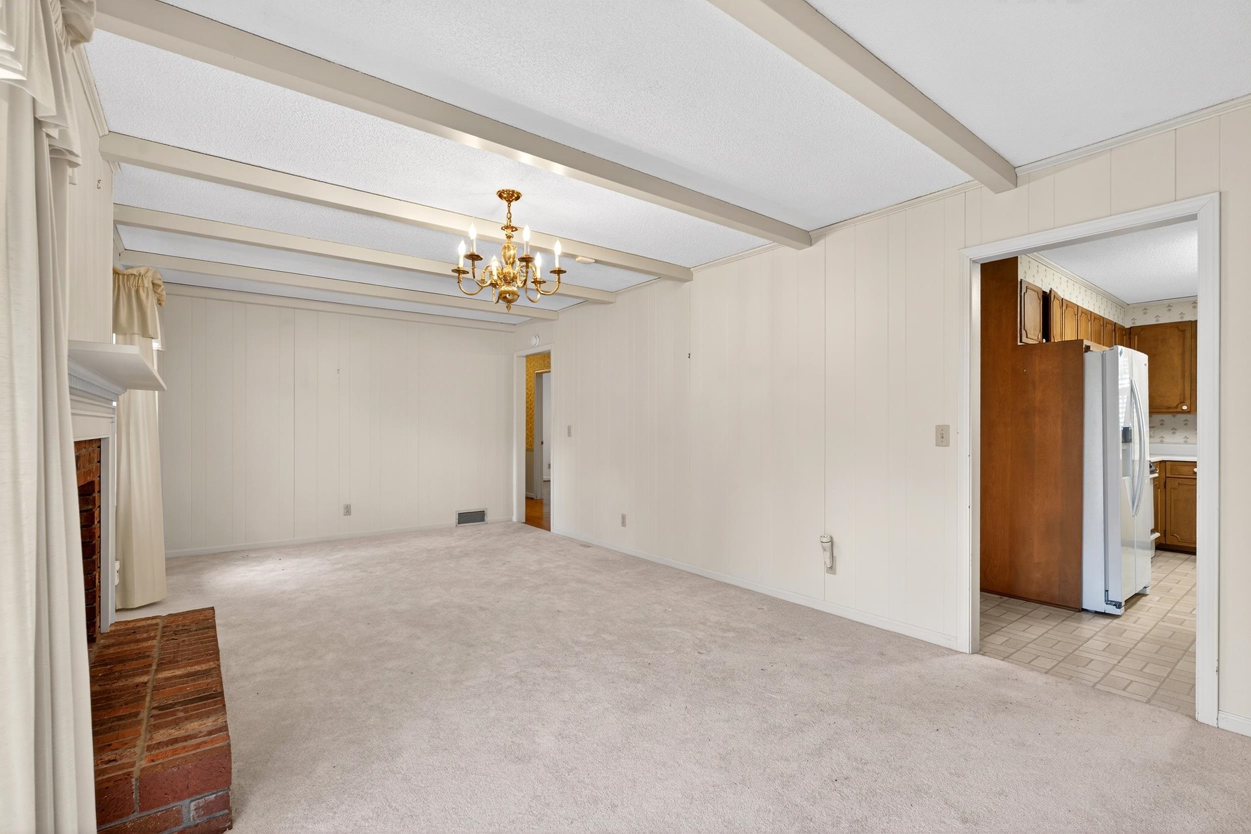 1010 Highway 14 W Highway Property Photo 12