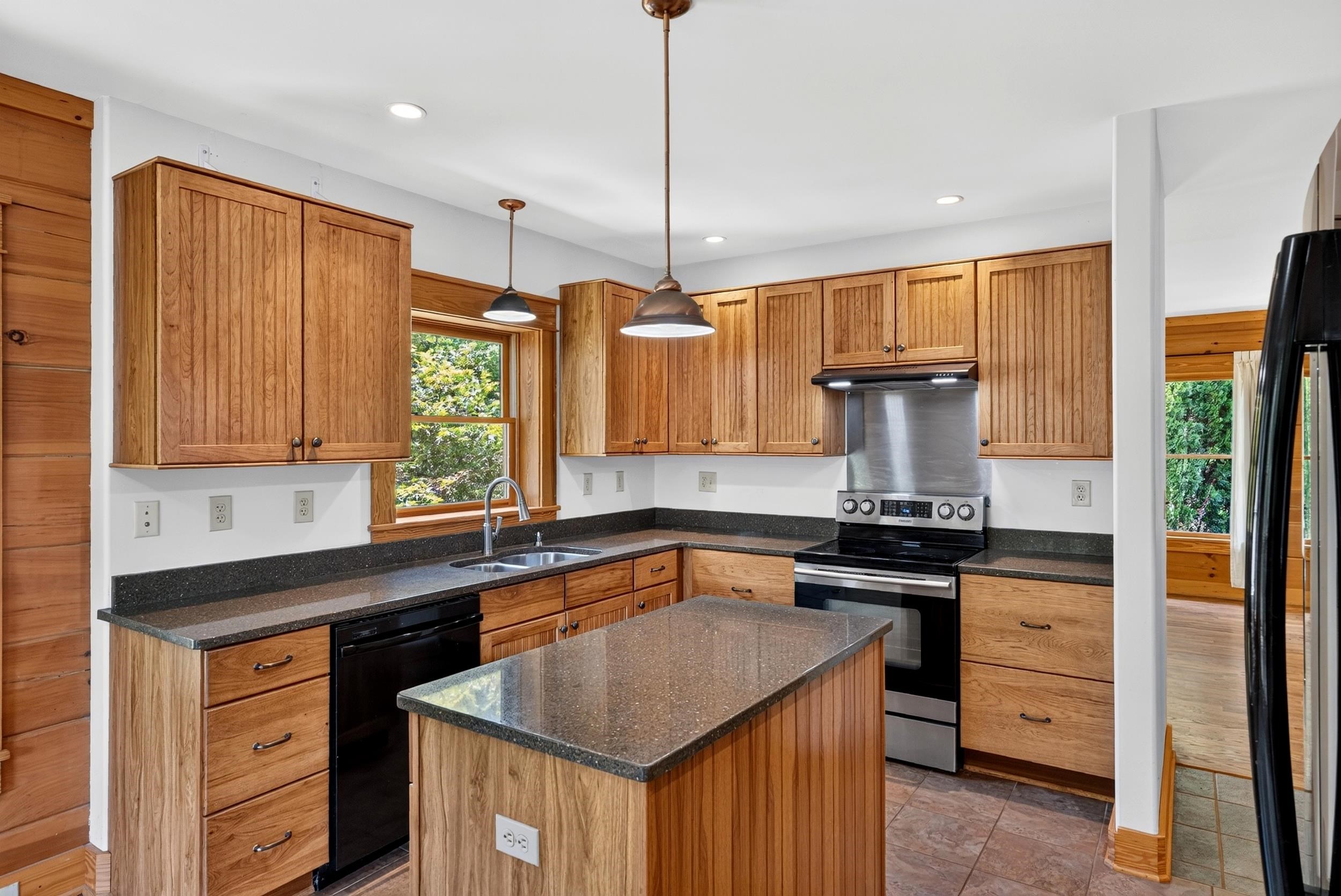 206 Susans Road Property Photo 11