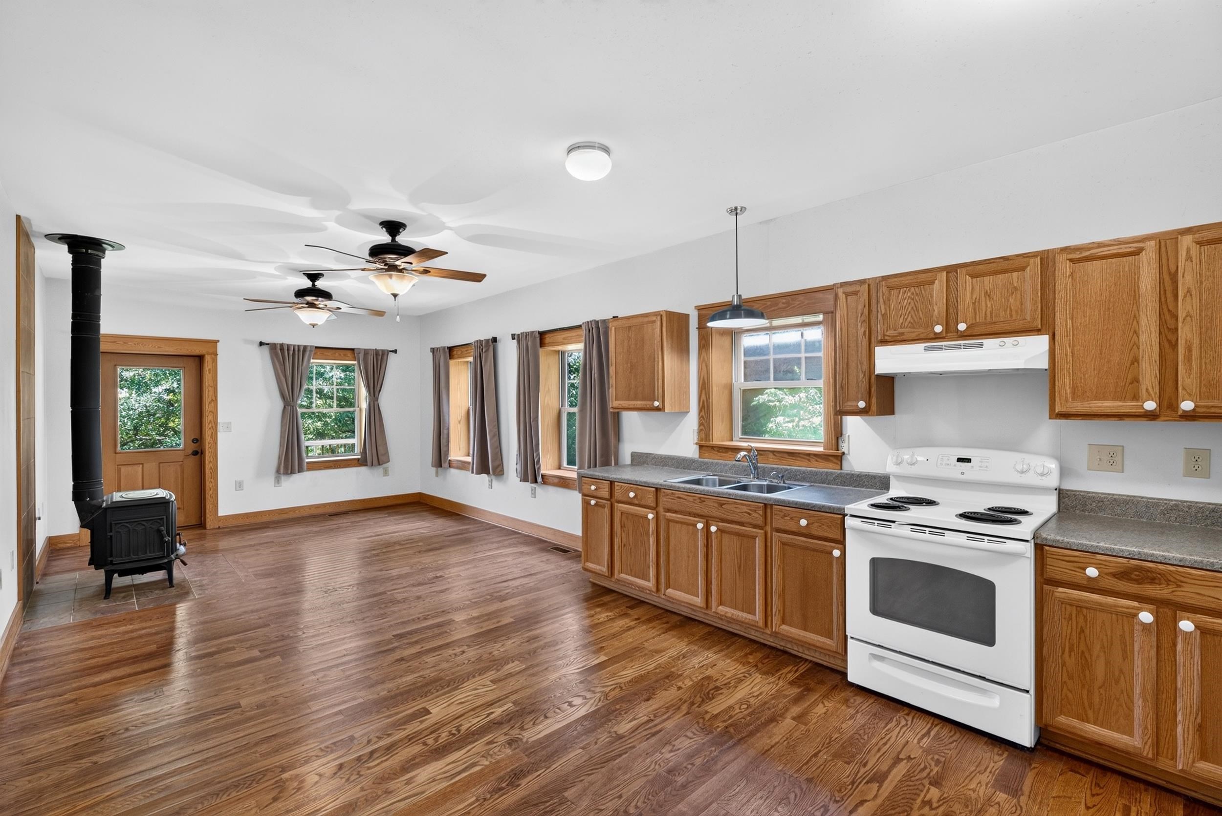 206 Susans Road Property Photo 13