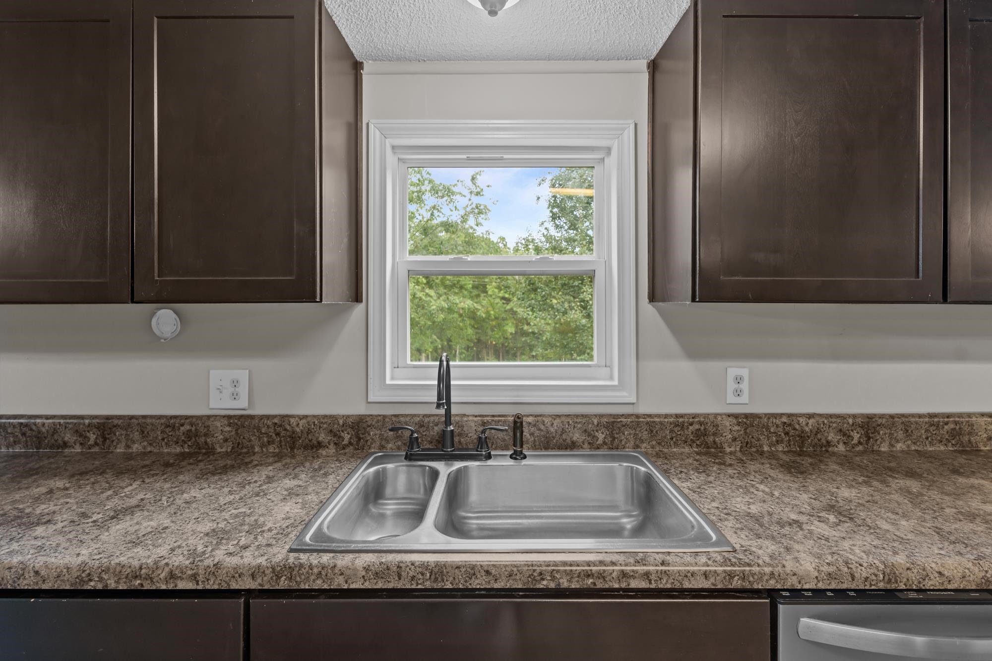 20 Bramlett Road Property Photo 8