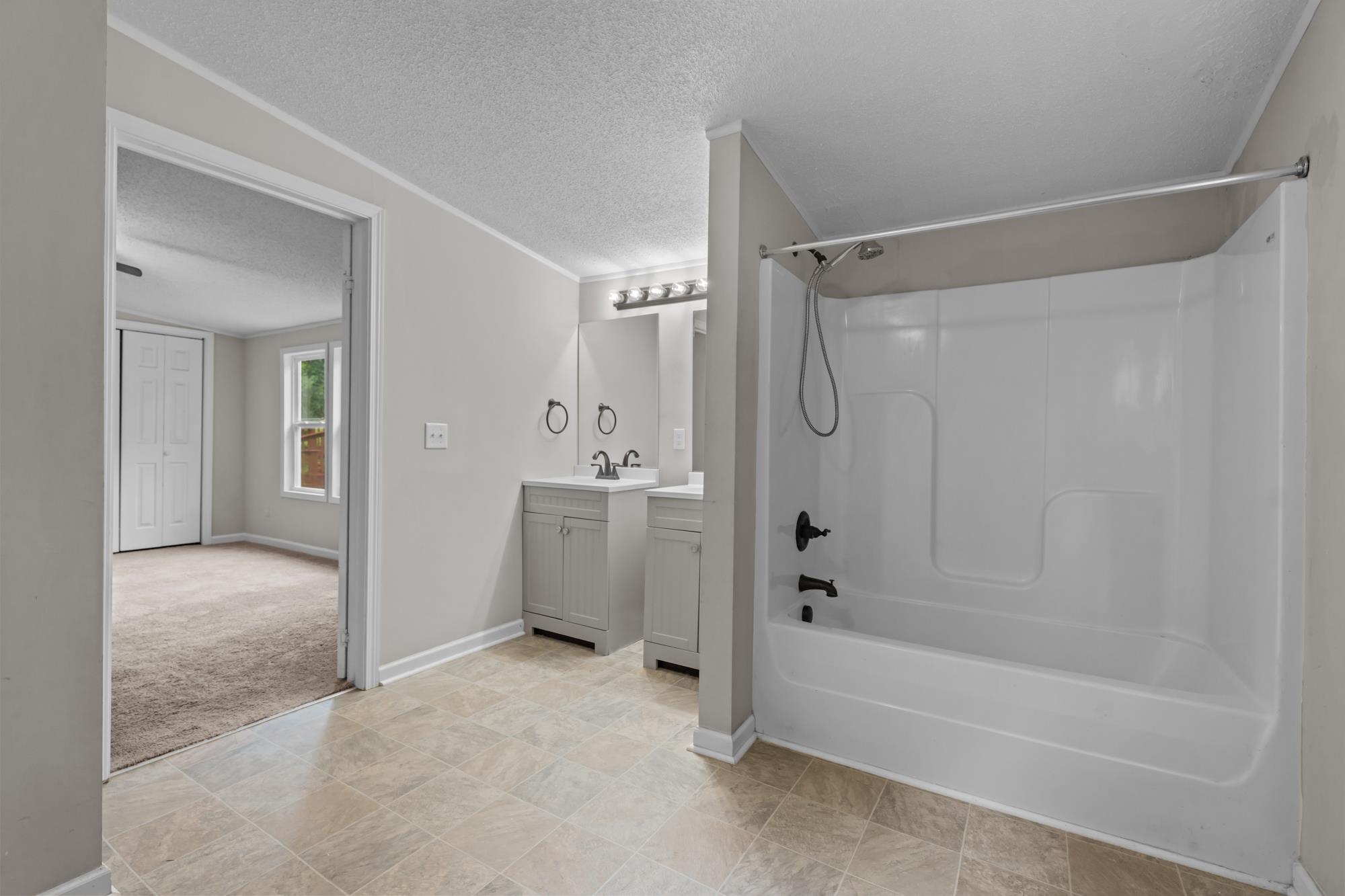 20 Bramlett Road Property Photo 16