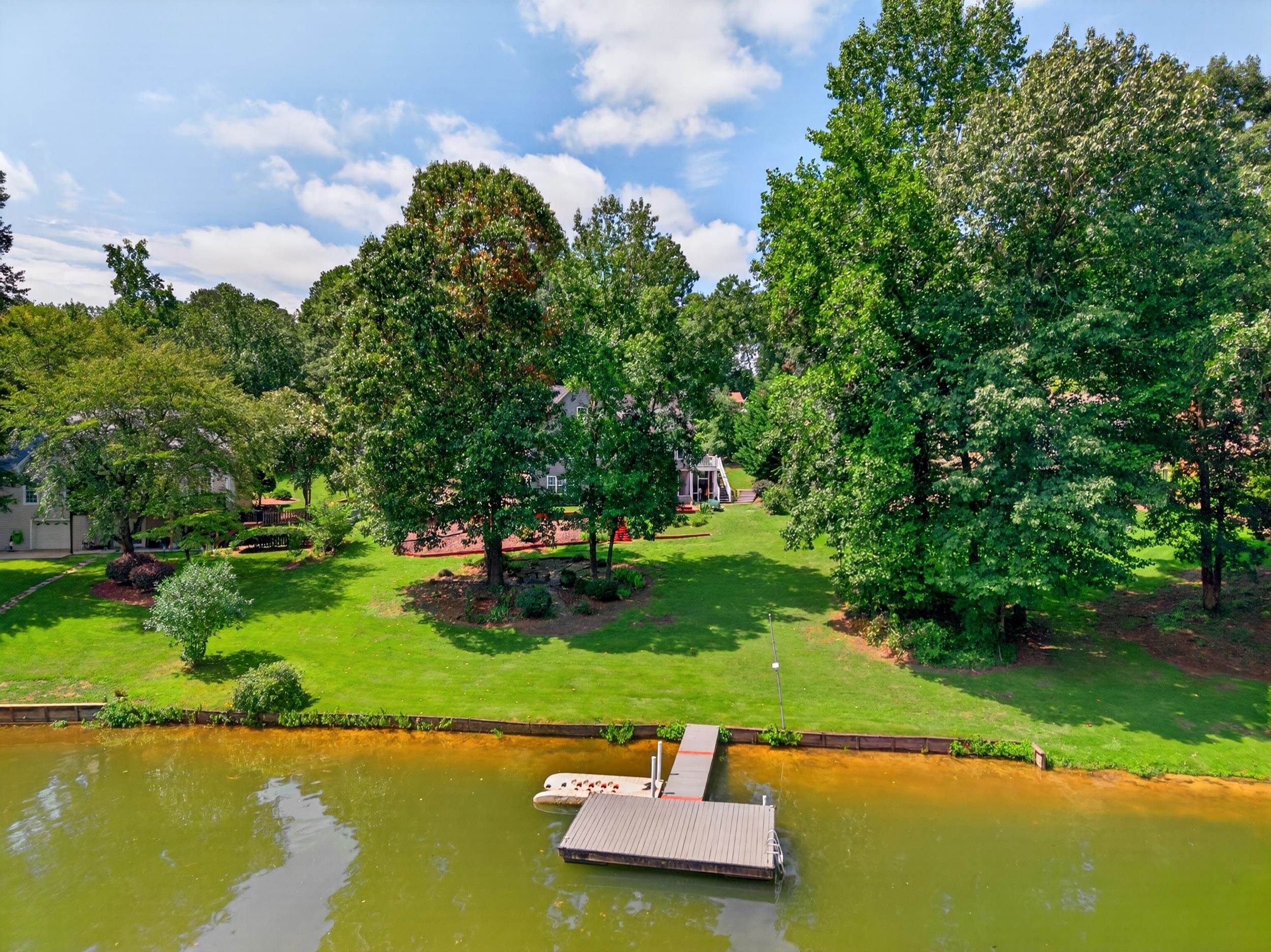 110 Lake Bowen Dr Drive Property Photo 19