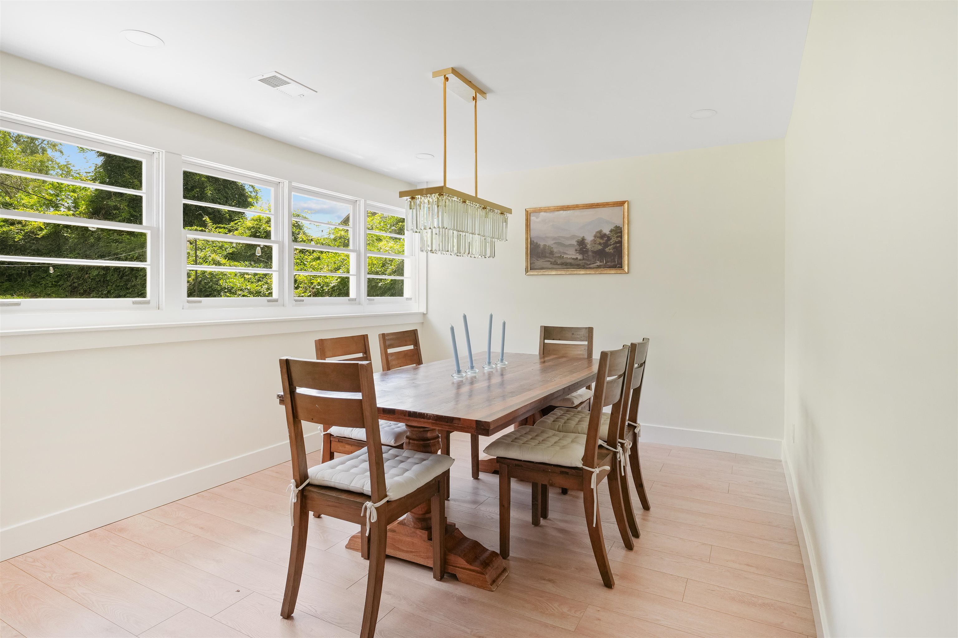 56 Beverly Hills Drive Property Photo 8