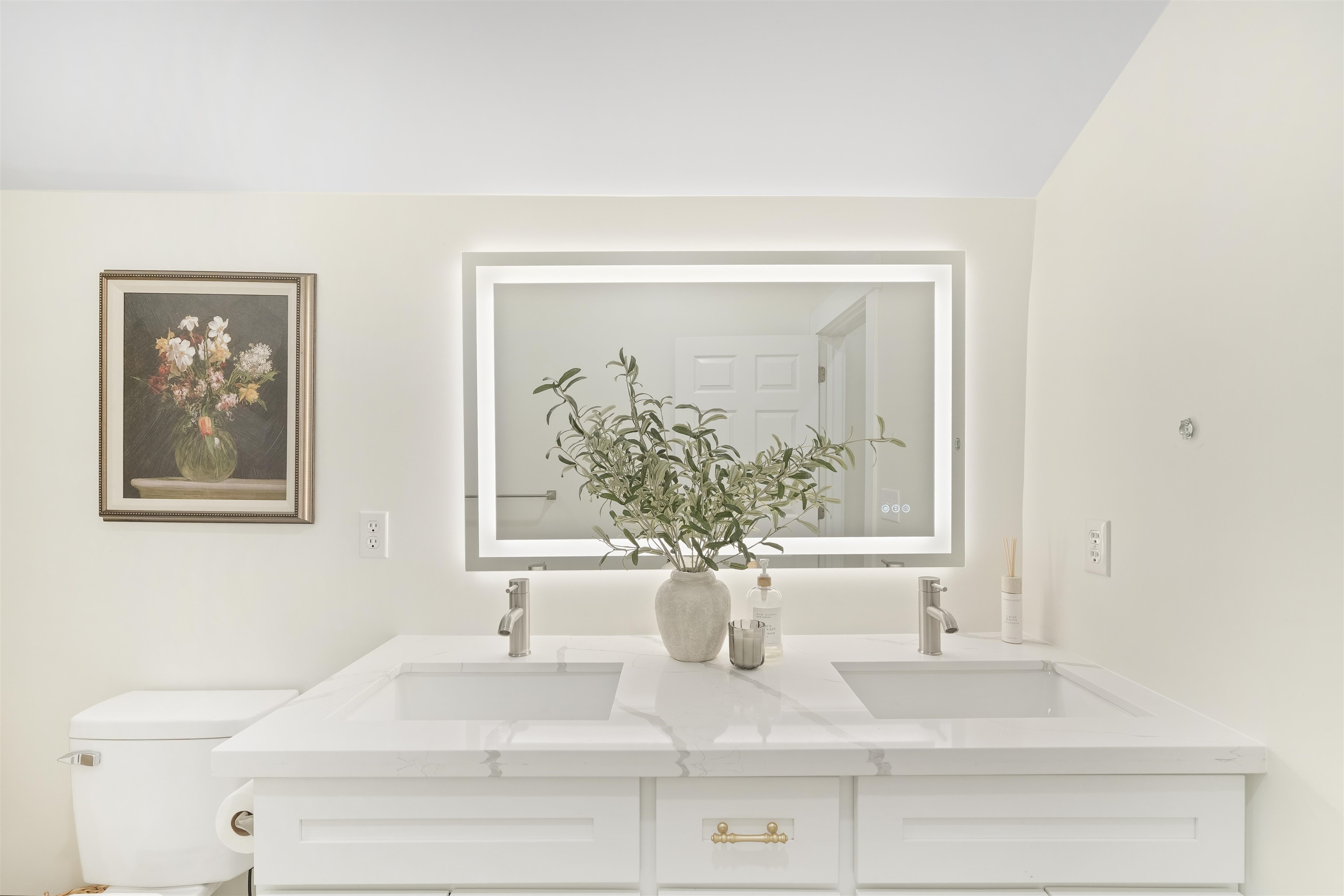 56 Beverly Hills Drive Property Photo 15