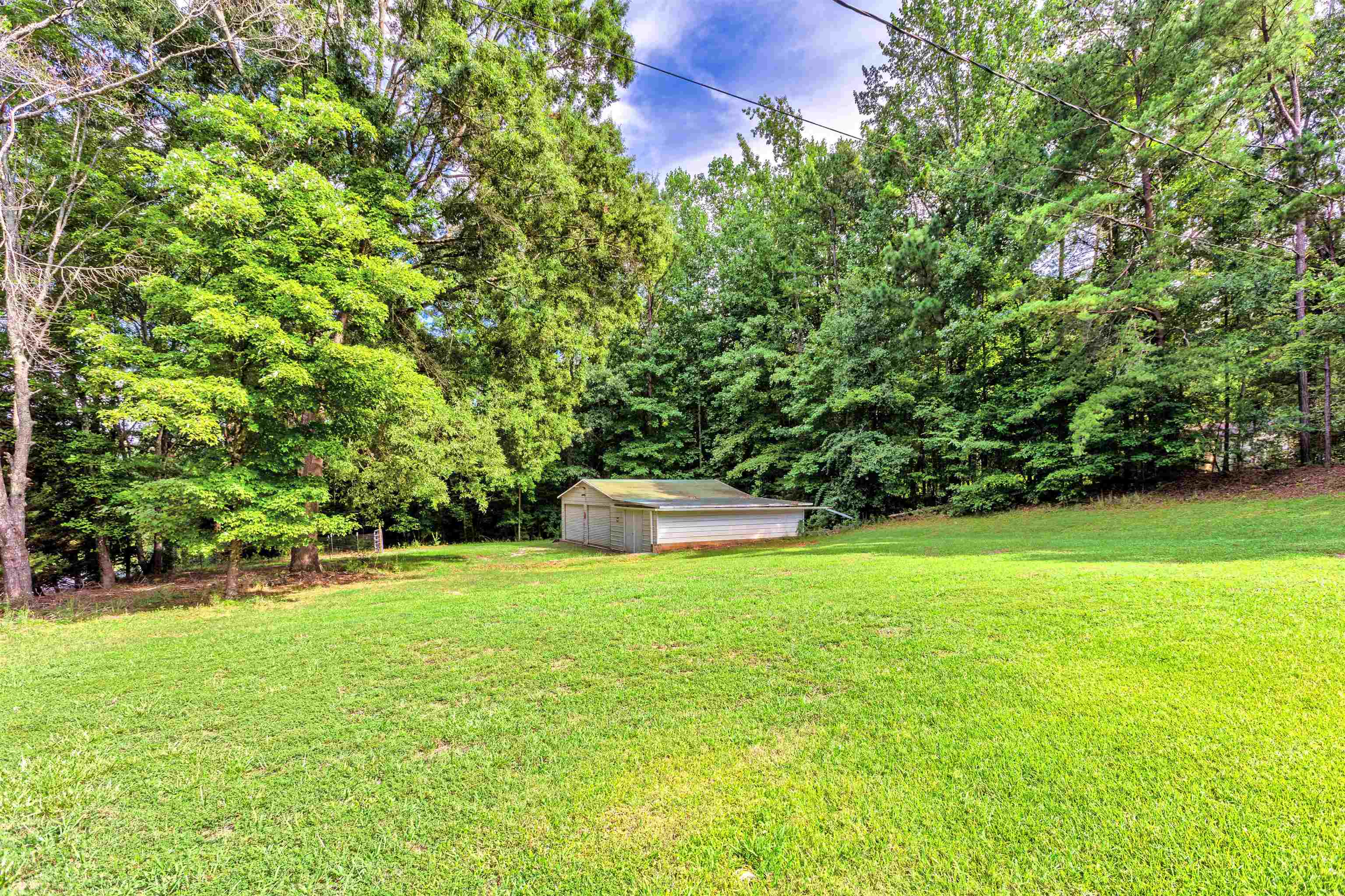 424 Edgewater Dr Property Photo 31