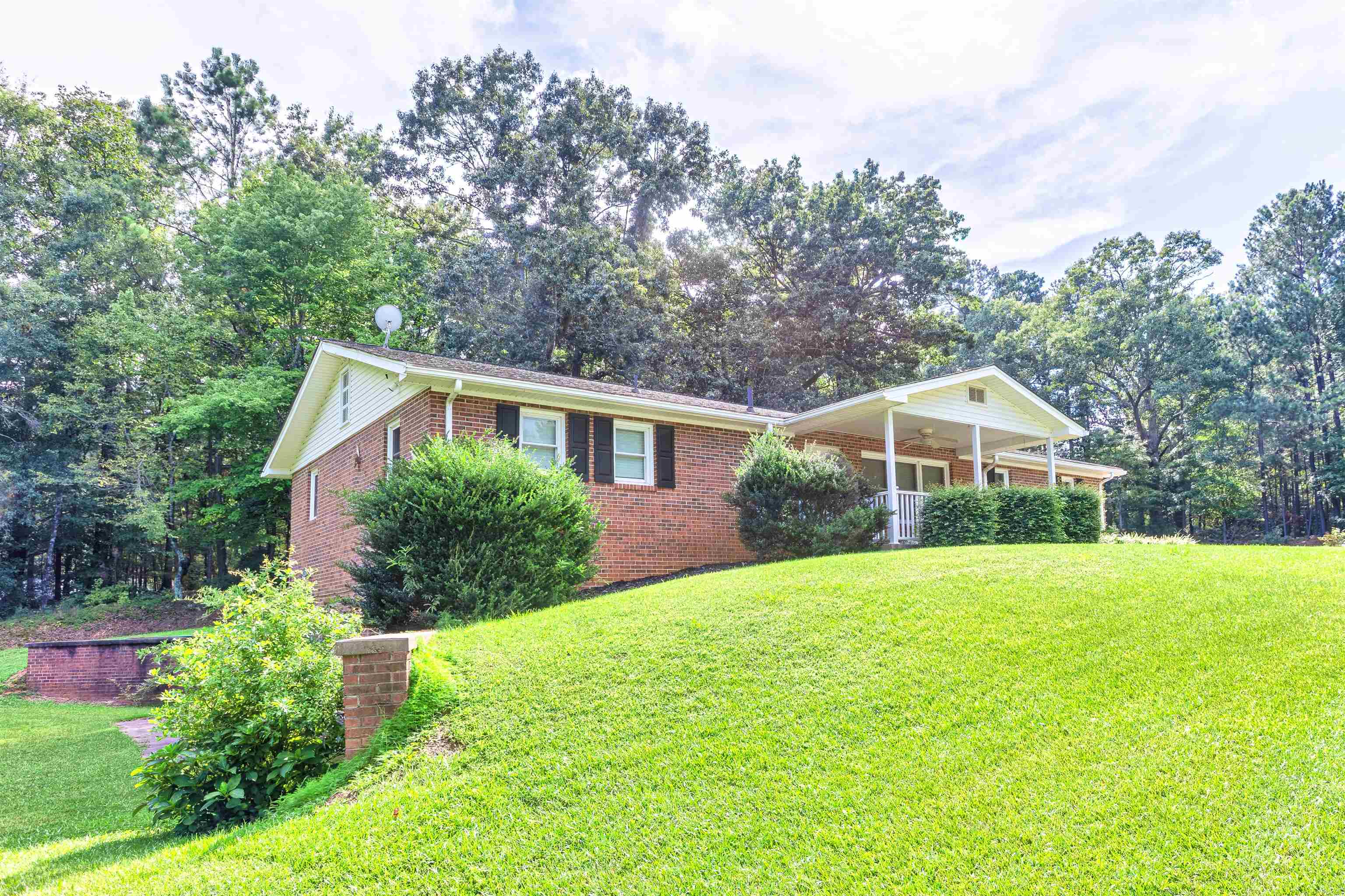 424 Edgewater Dr Property Photo 32