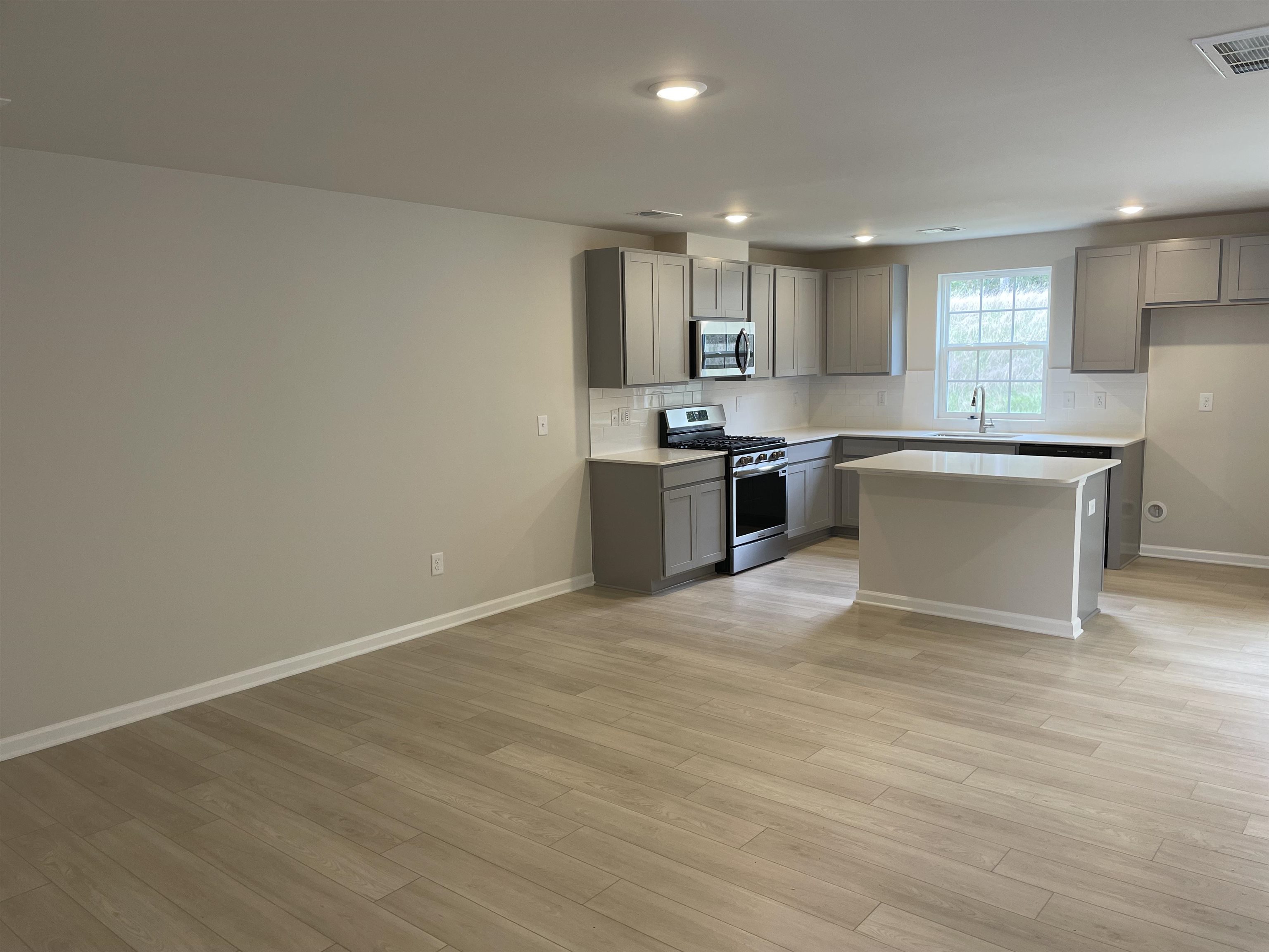 113 Tango Drive Property Photo 8