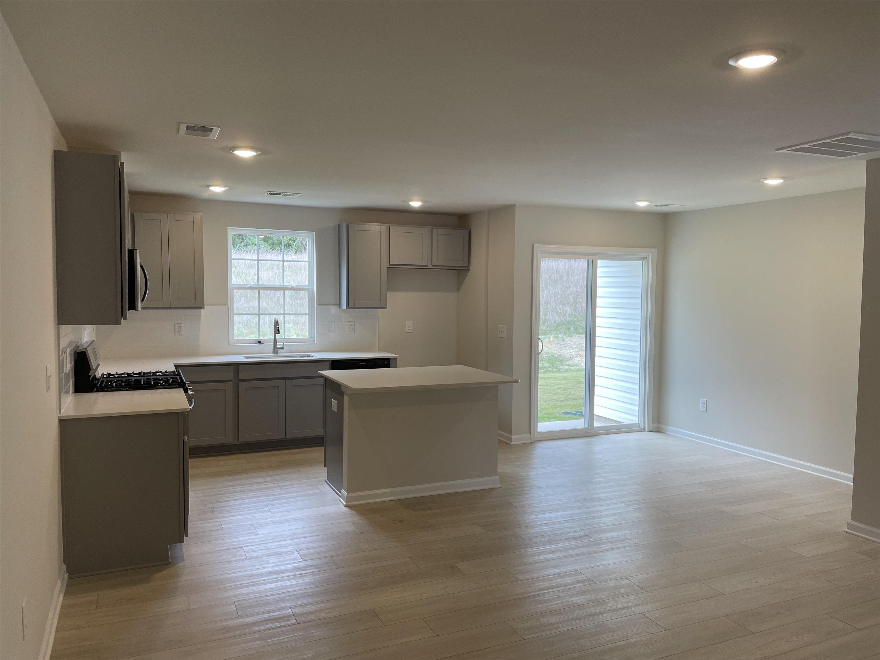 113 Tango Drive Property Photo 10