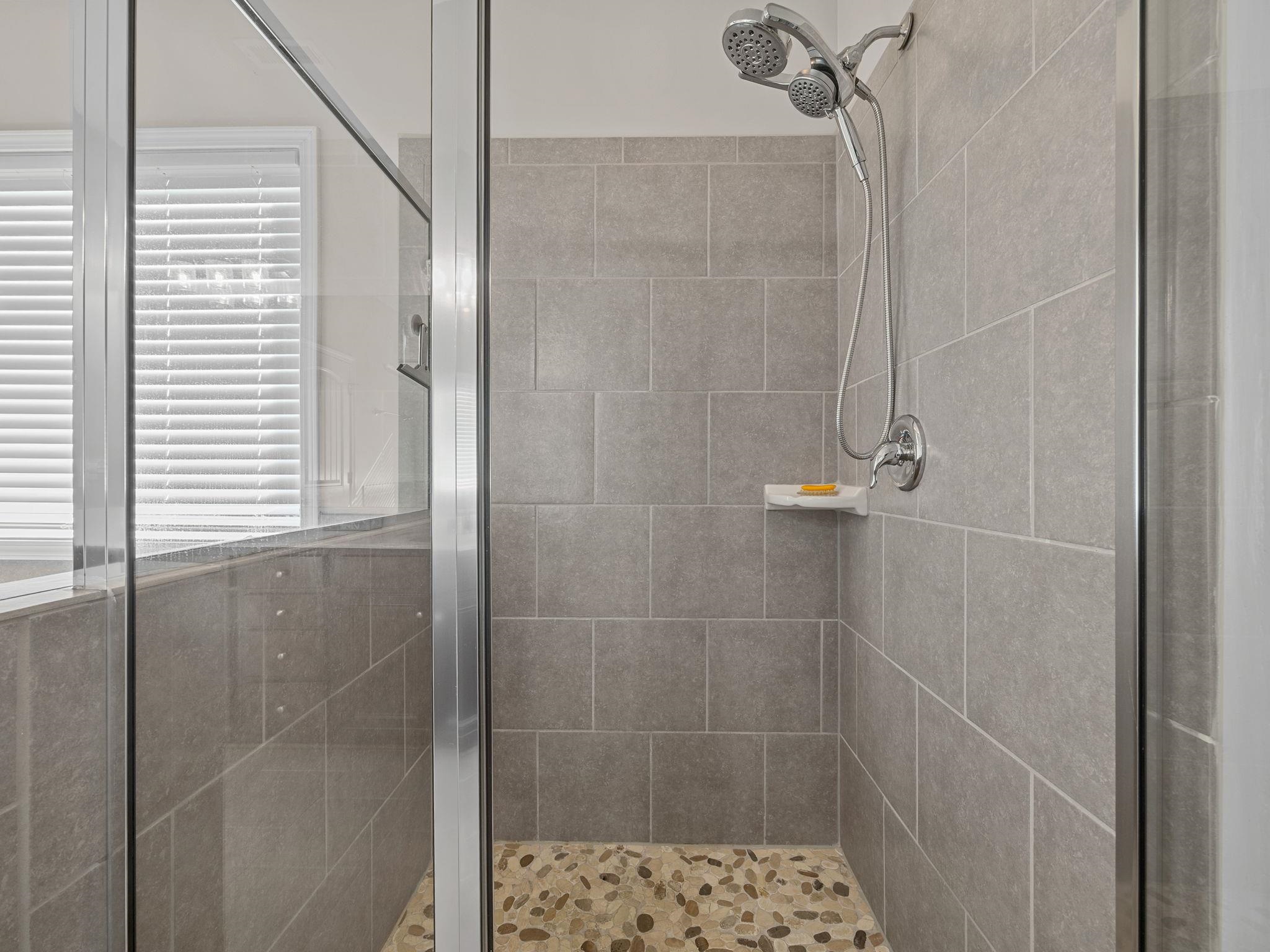 190 Colfax Drive Property Photo 25