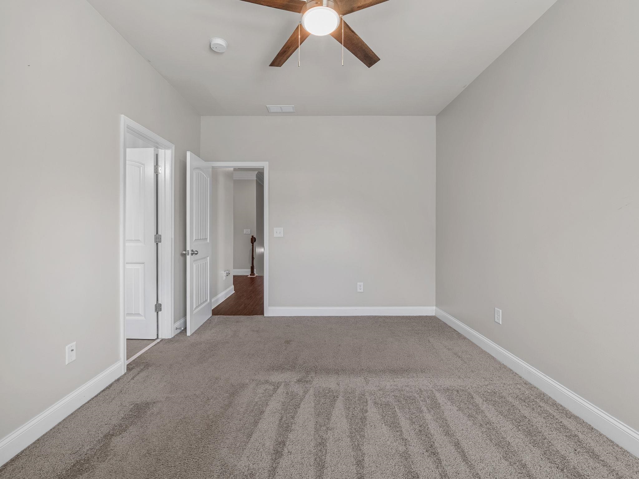 190 Colfax Drive Property Photo 28
