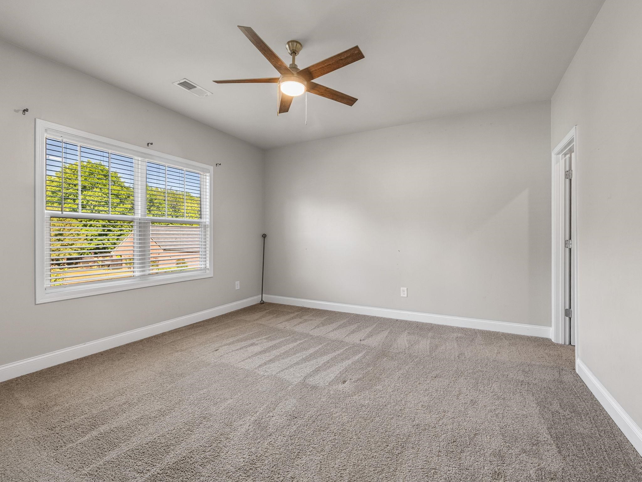 190 Colfax Drive Property Photo 29