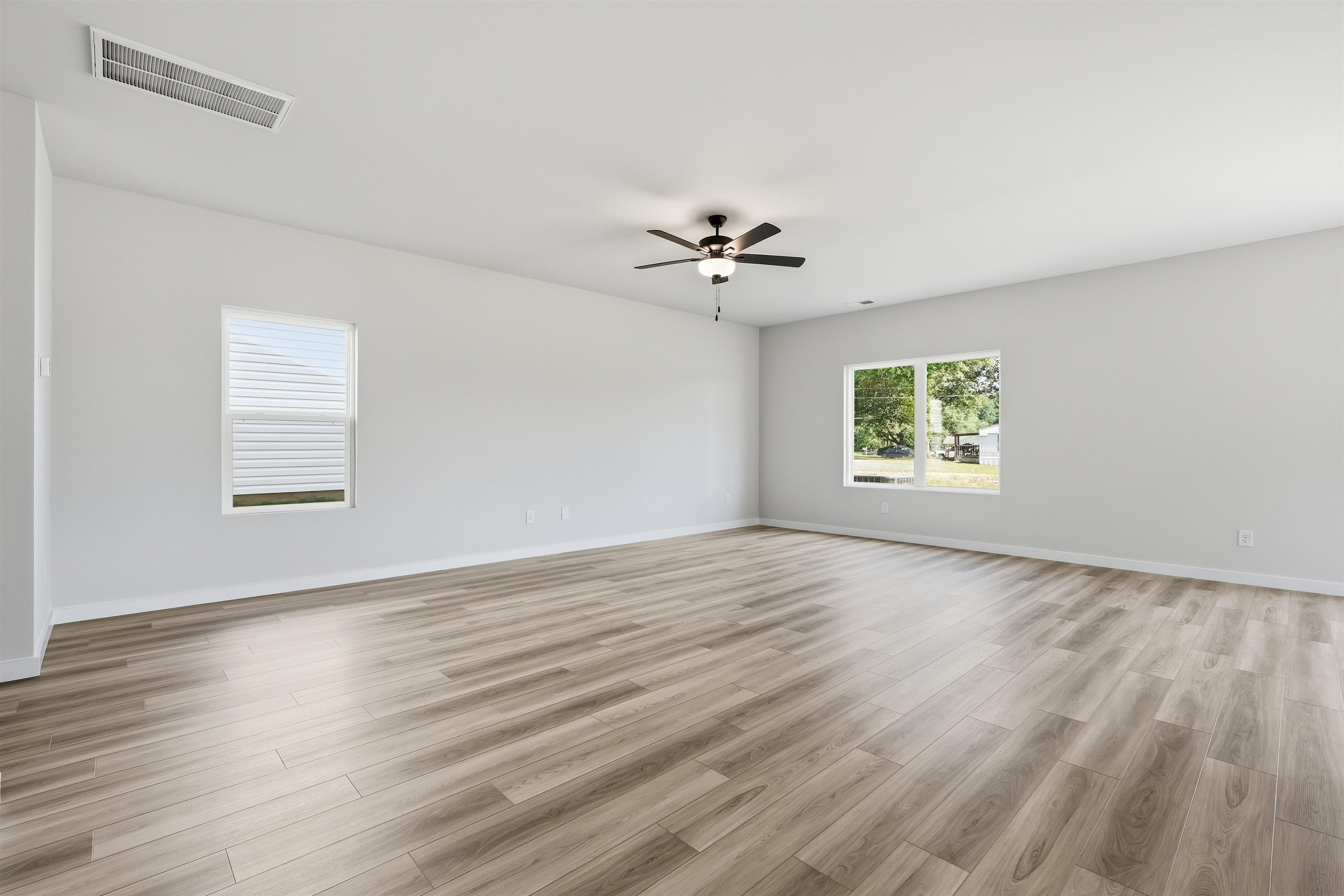407 West Claywalk Road Property Photo 5