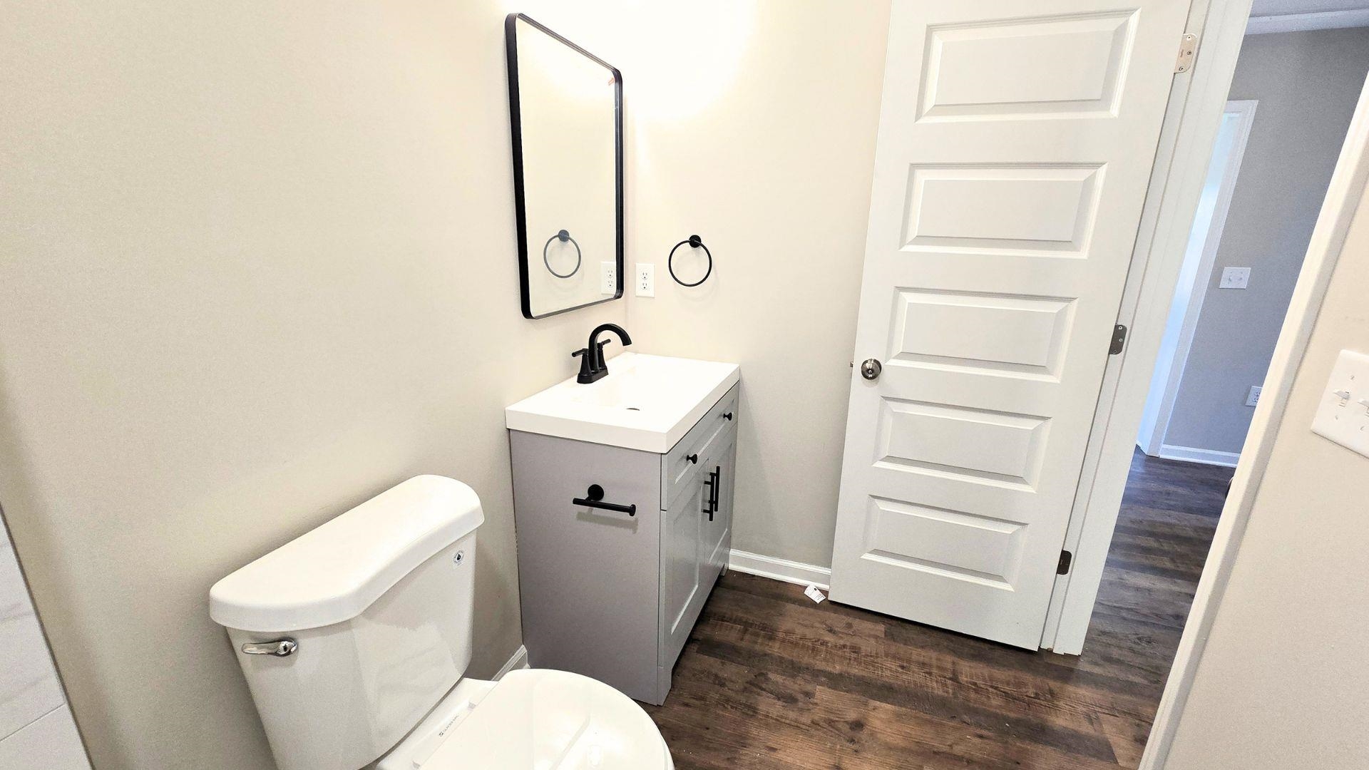 595 Vernon Street Property Photo 12