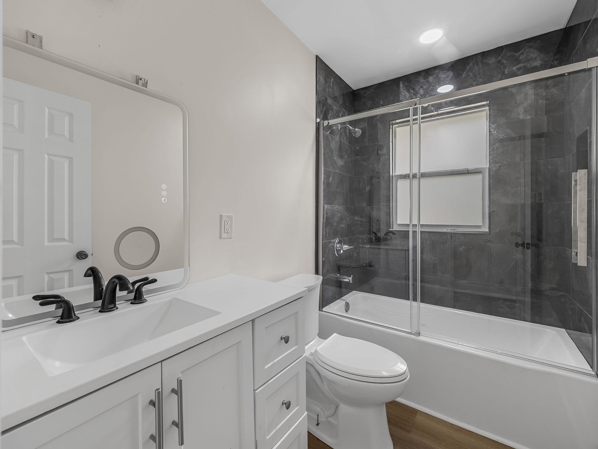 609 Ashwood Drive Property Photo 26