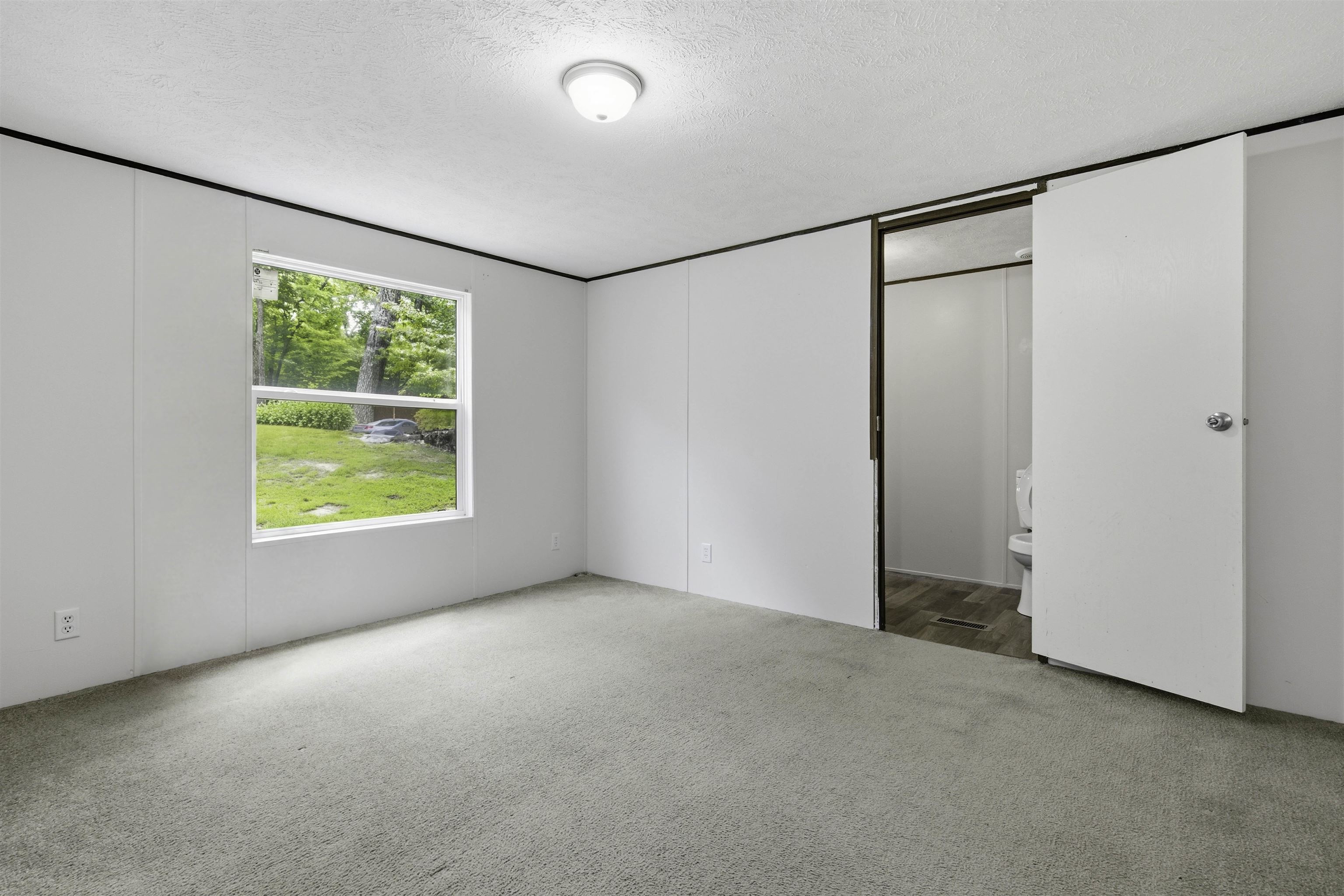 790 Lookout Tower Road Property Photo 12