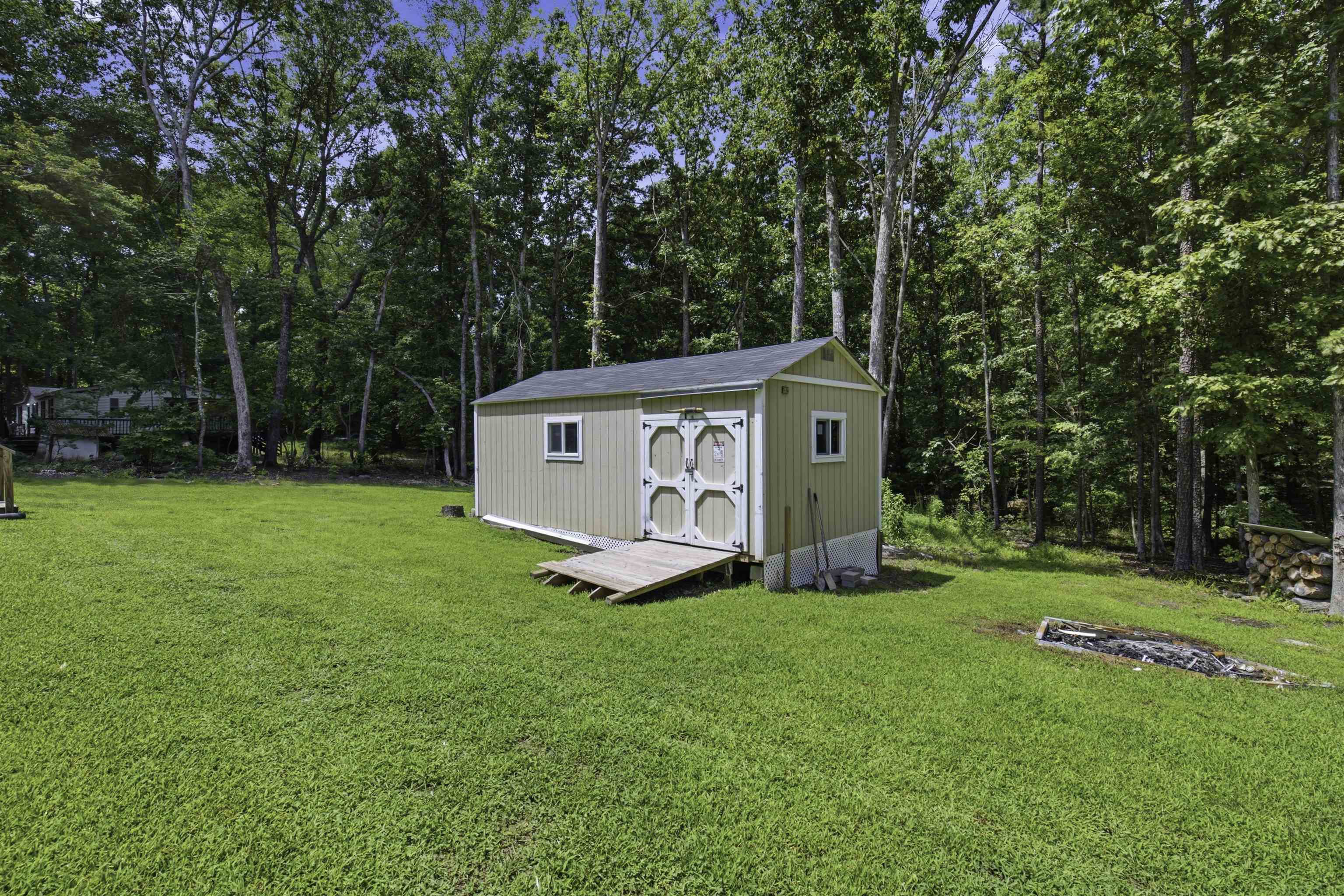 790 Lookout Tower Road Property Photo 18