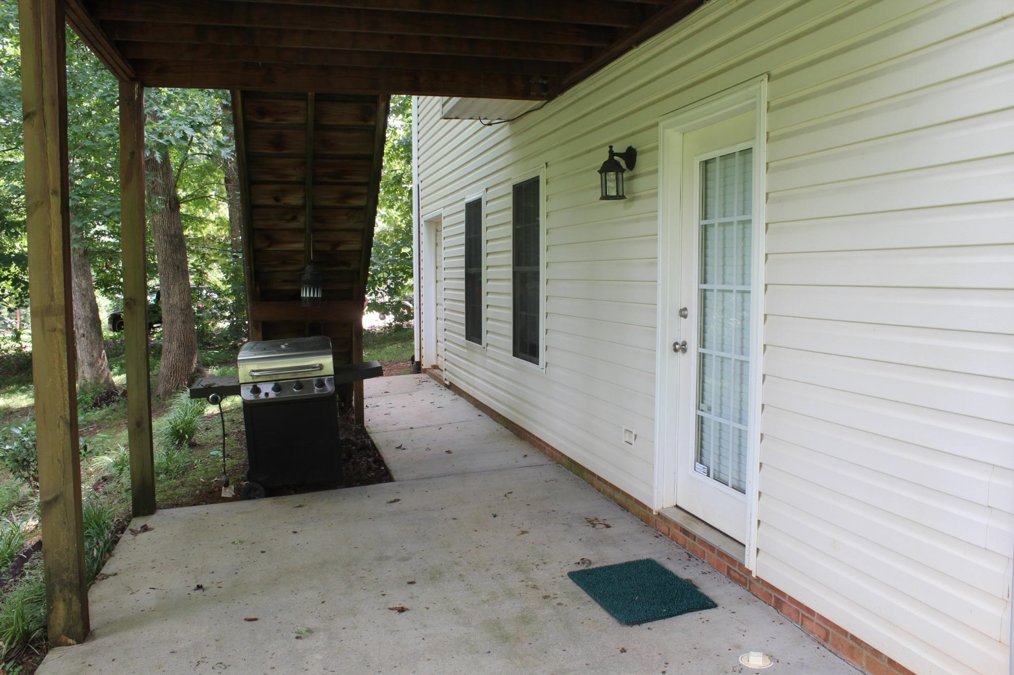 447 Maplecroft Street Property Photo 5