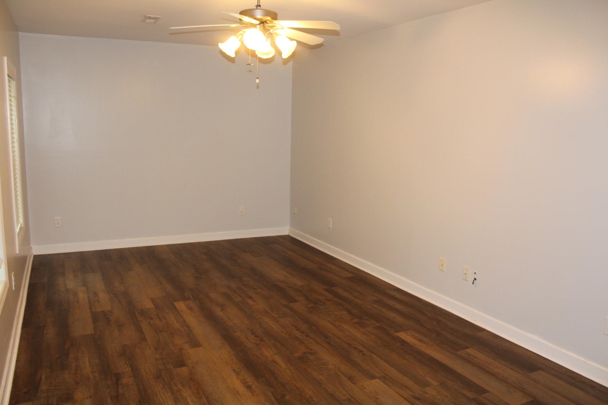 447 Maplecroft Street Property Photo 34