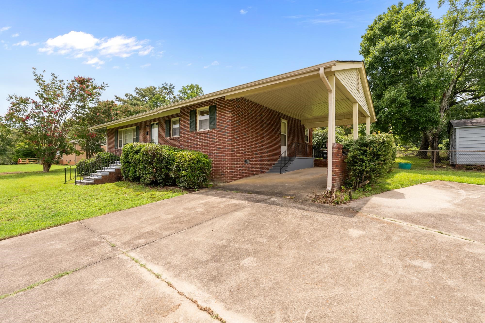 204 Catawba Street Property Photo 23