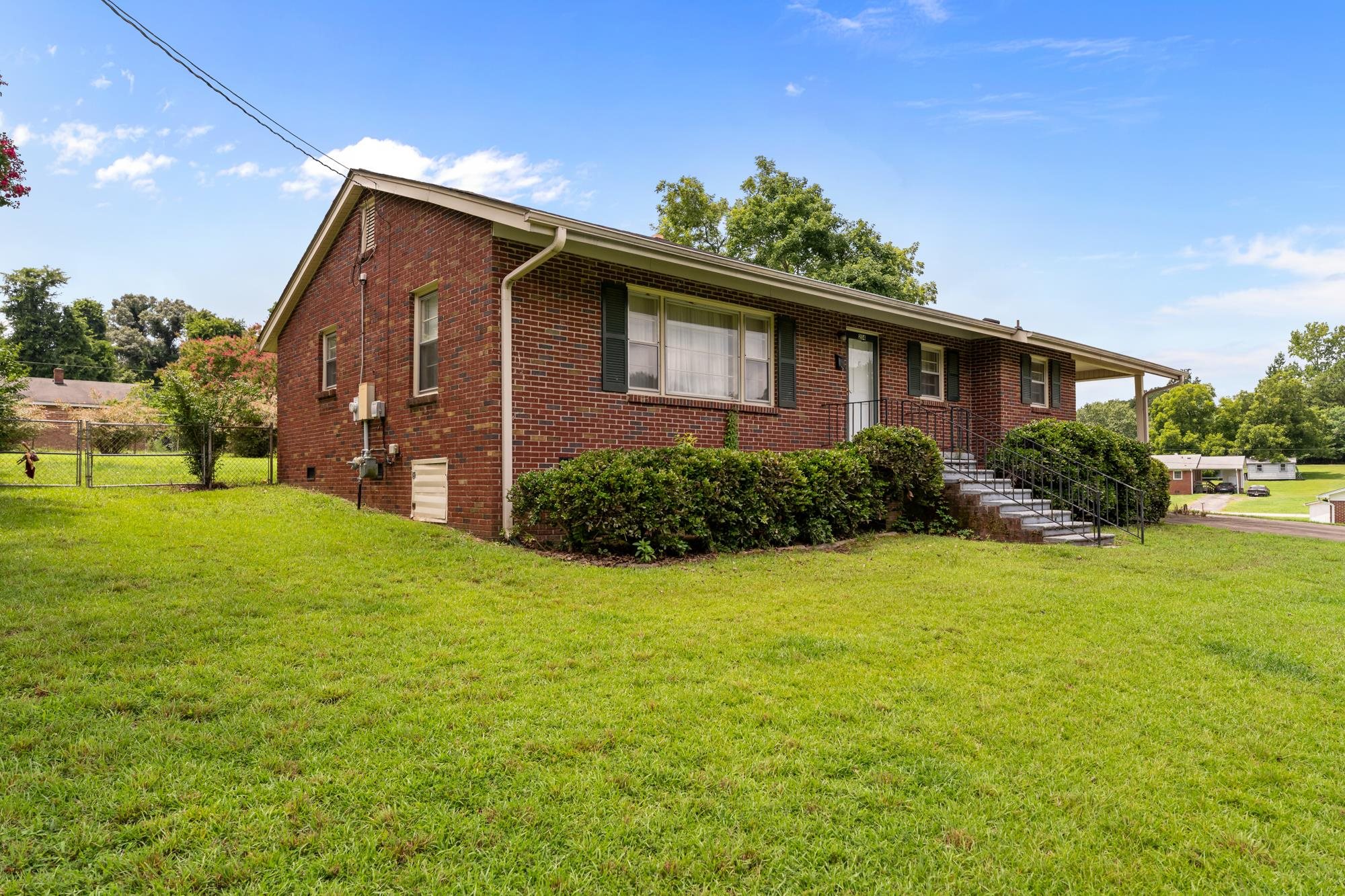 204 Catawba Street Property Photo 24