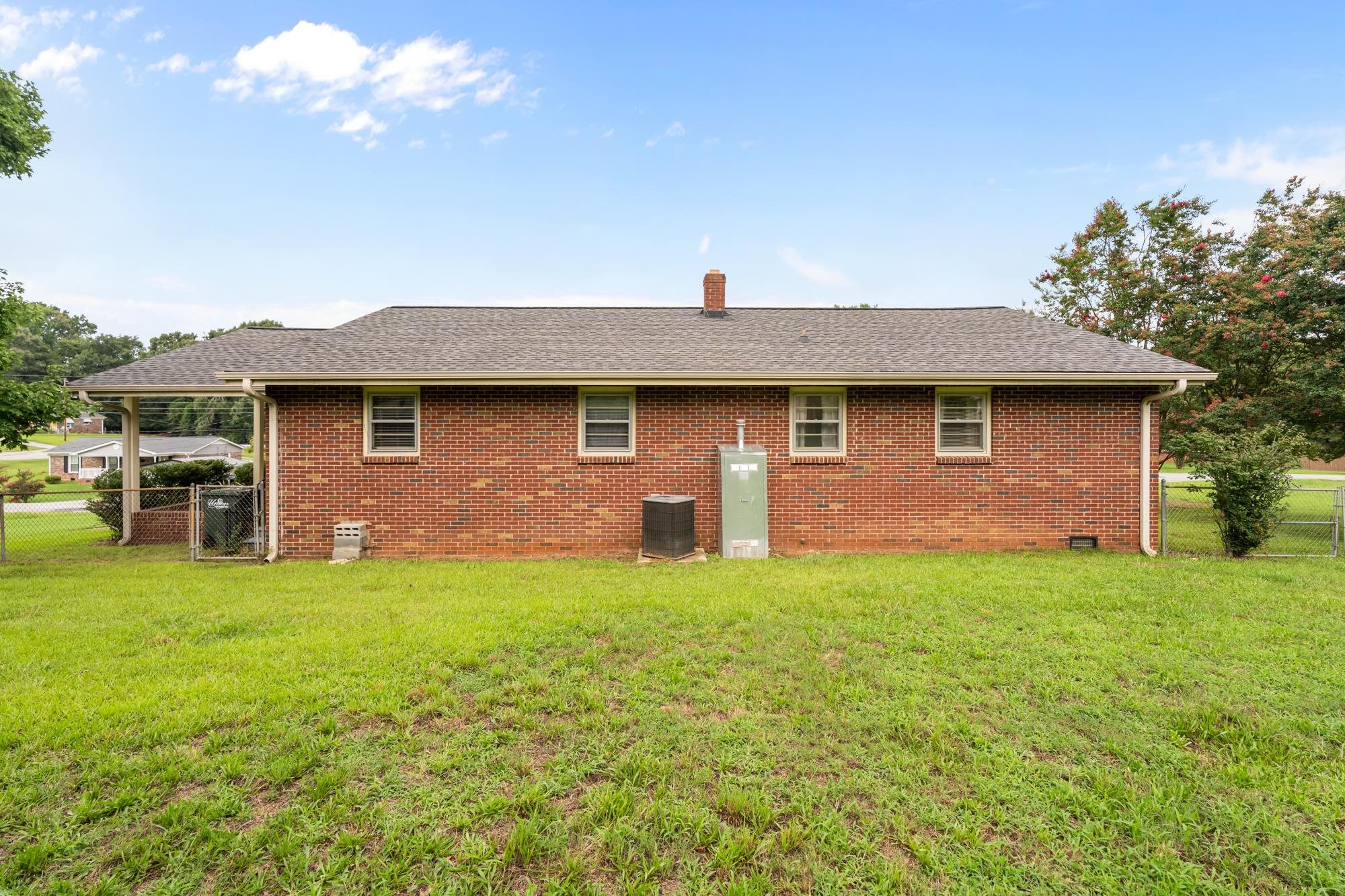 204 Catawba Street Property Photo 25