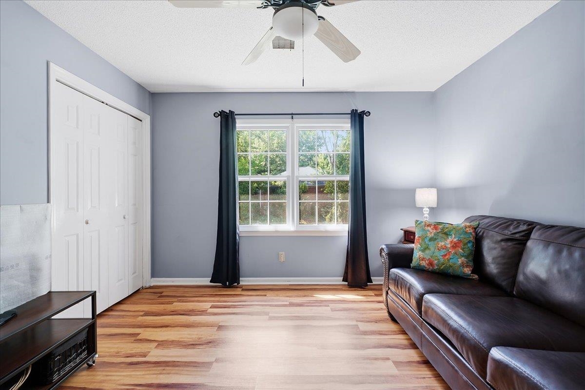 410 Thornhill Drive Property Photo 23