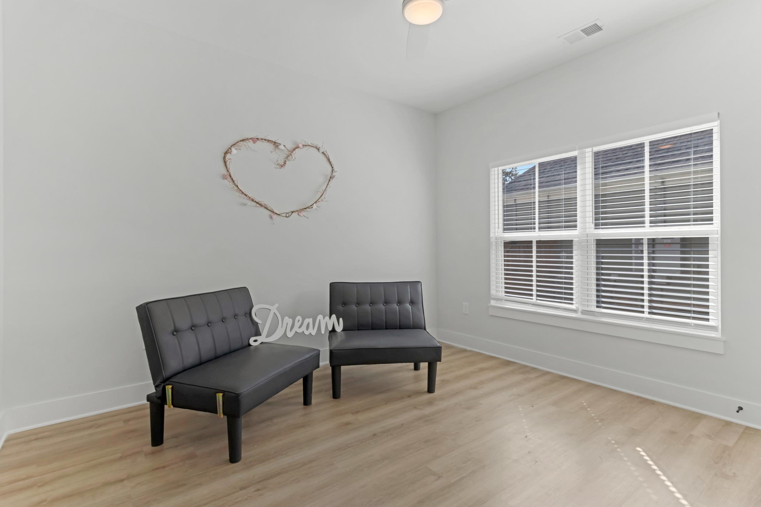 127 Berry Drive Property Photo 27