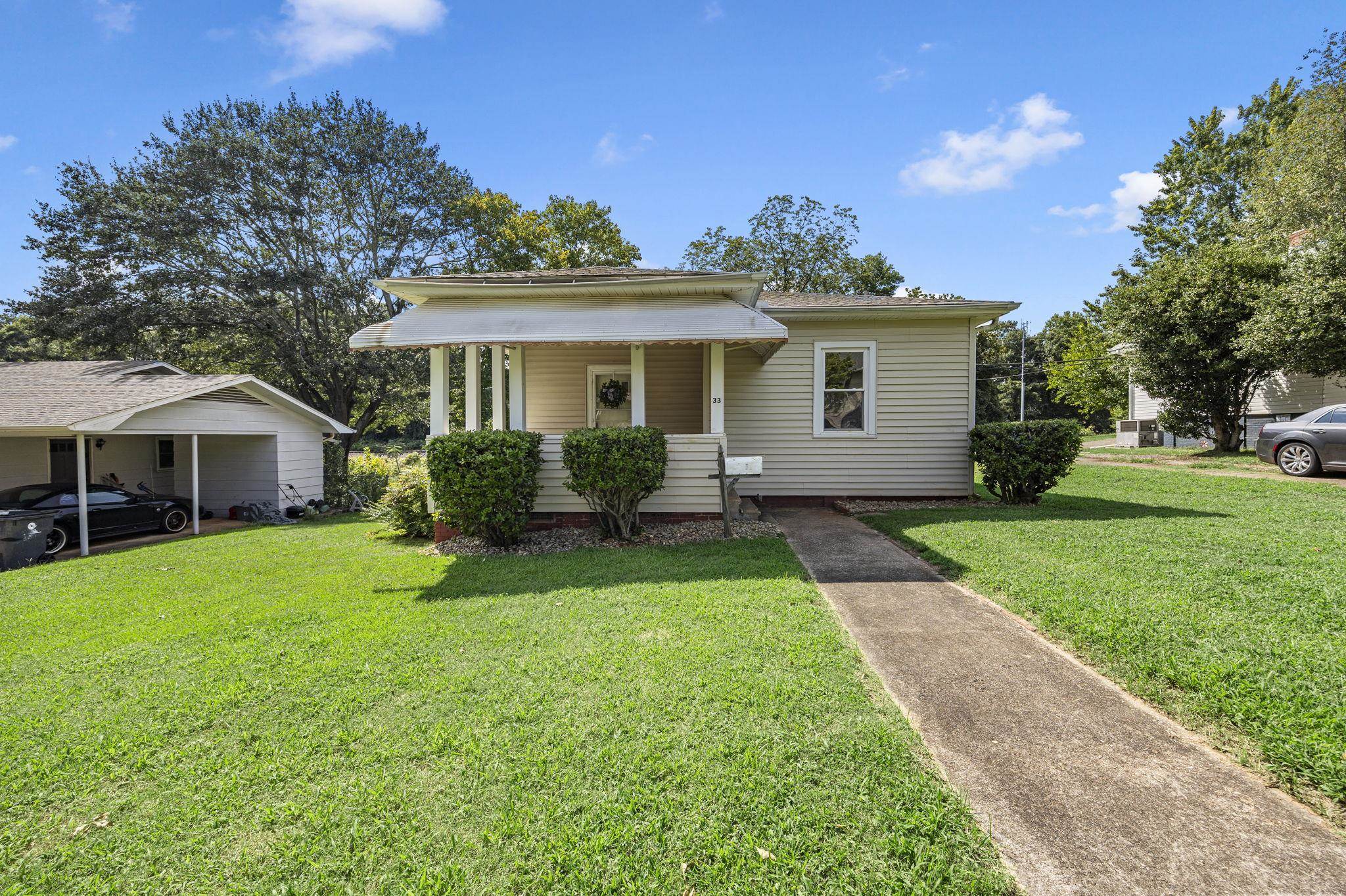 33 Lawrence Street Property Photo 4