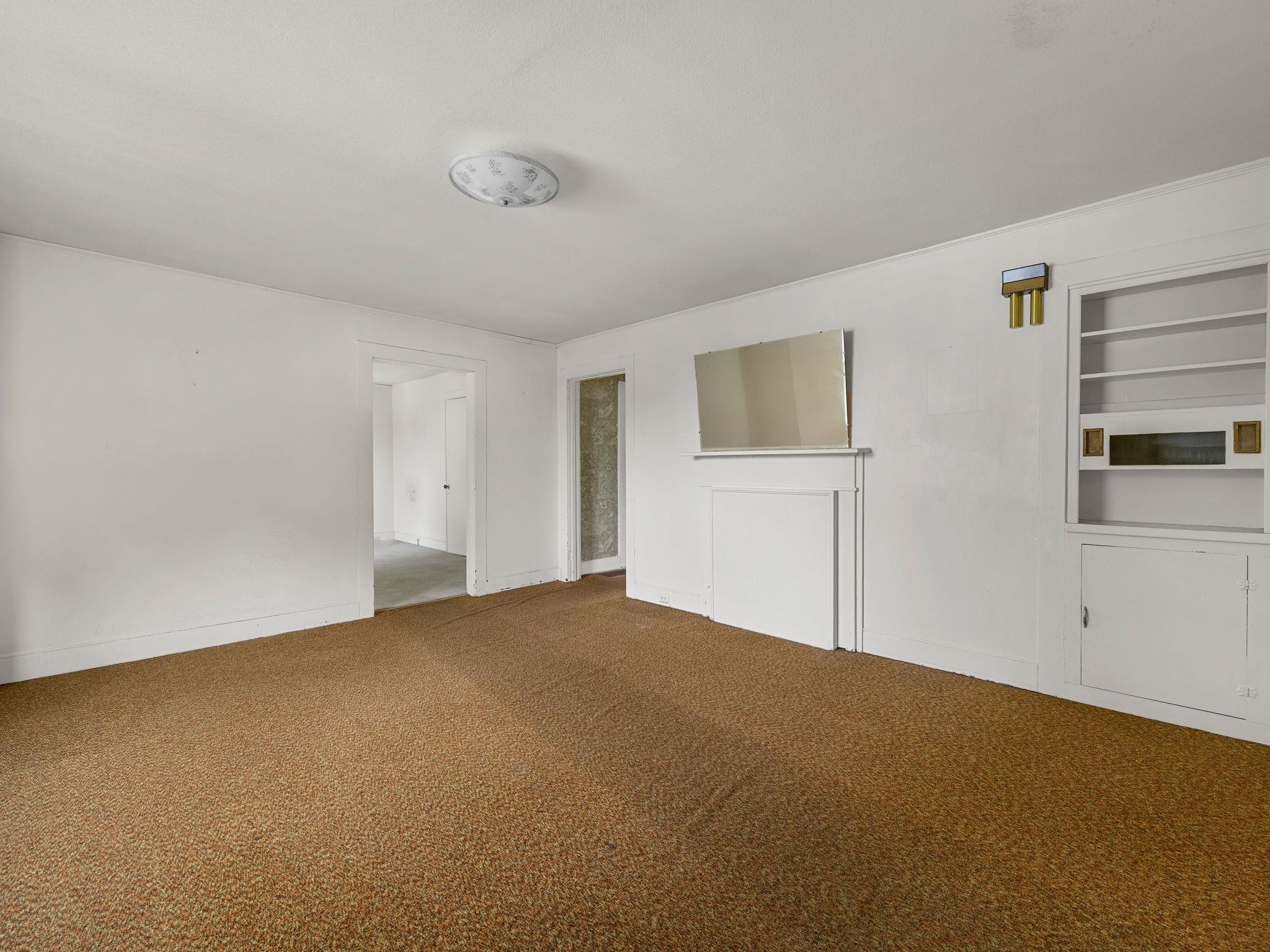 33 Lawrence Street Property Photo 13