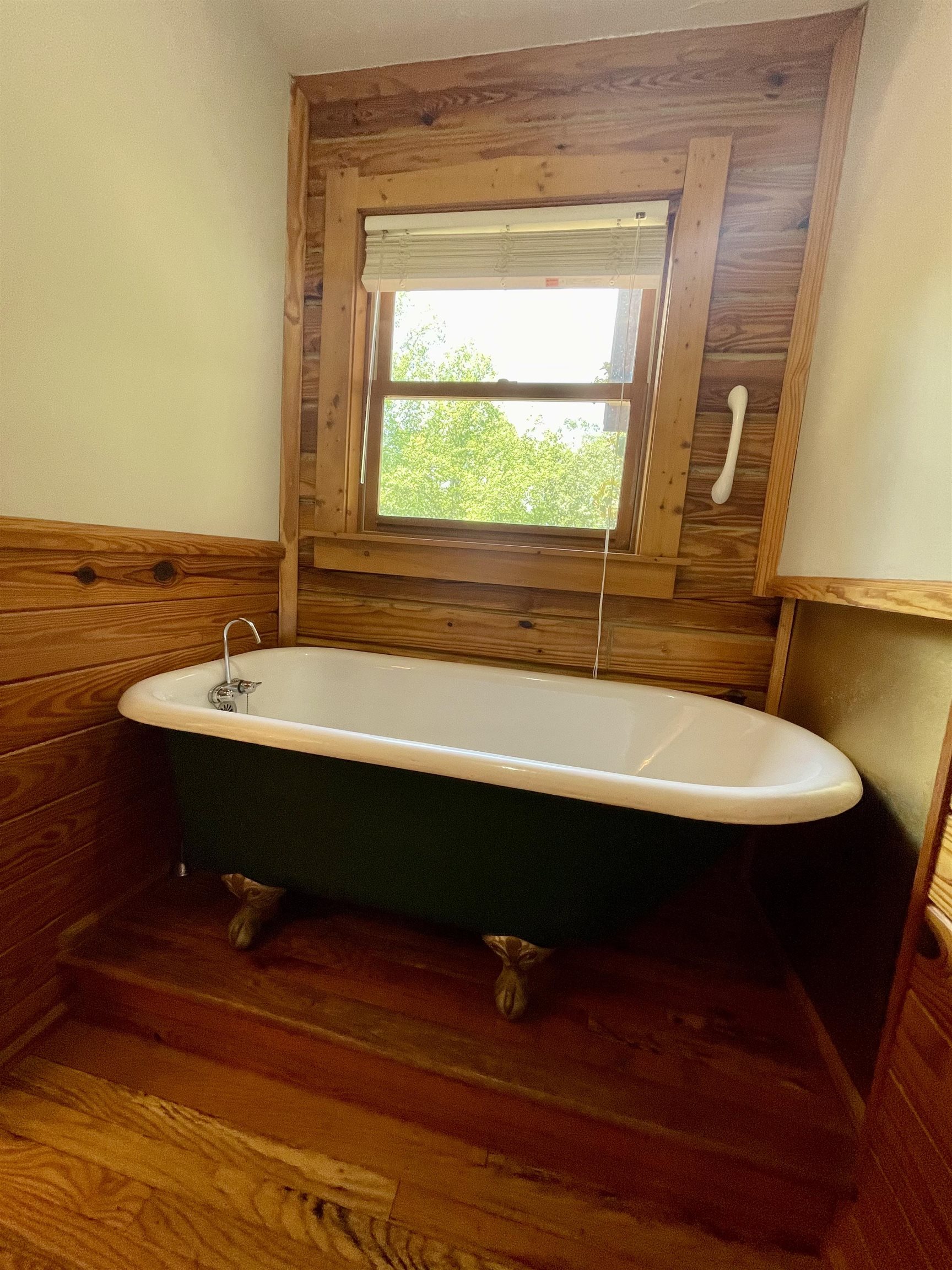 925 Highway 14 W Property Photo 19