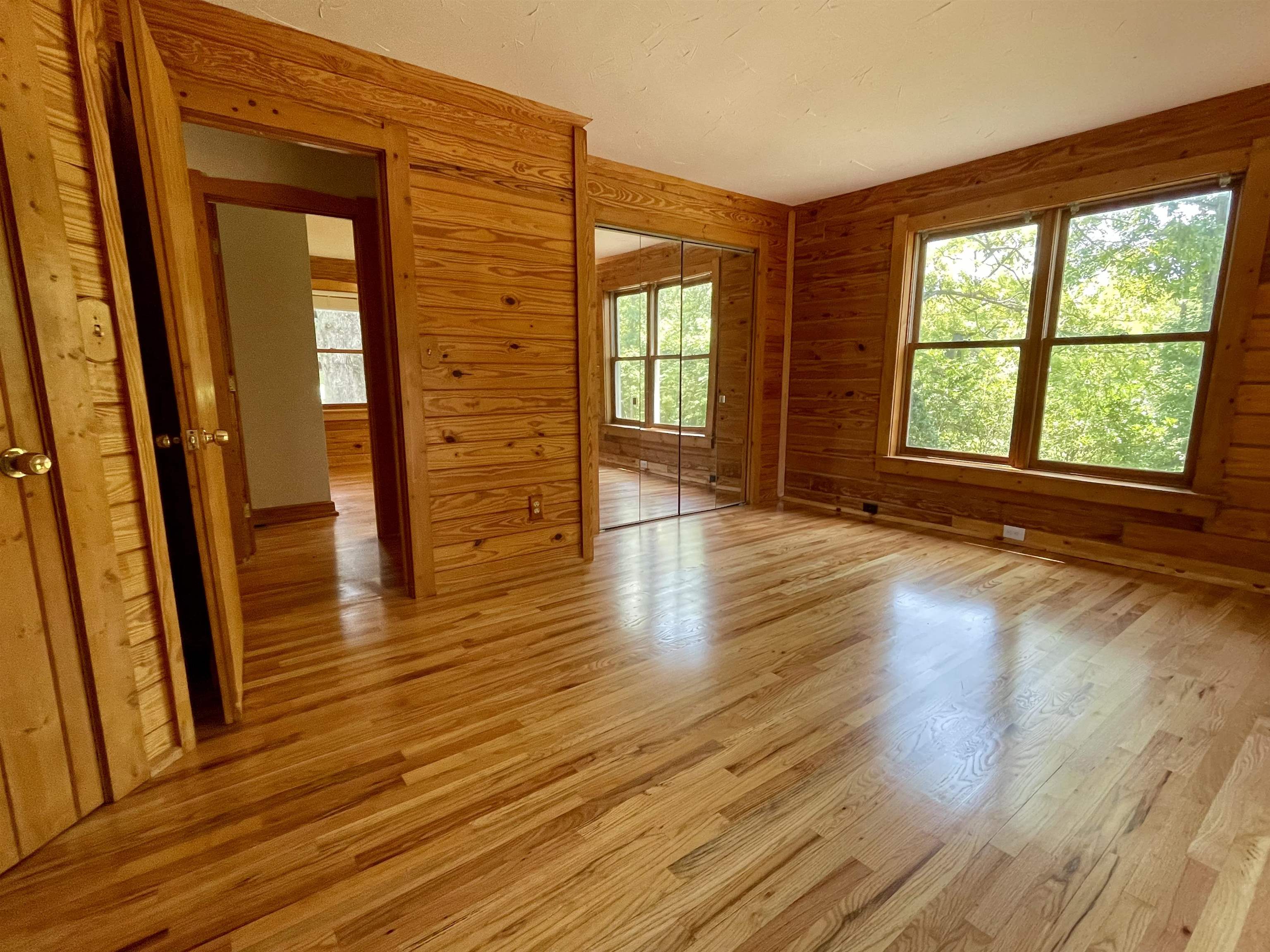 925 Highway 14 W Property Photo 21