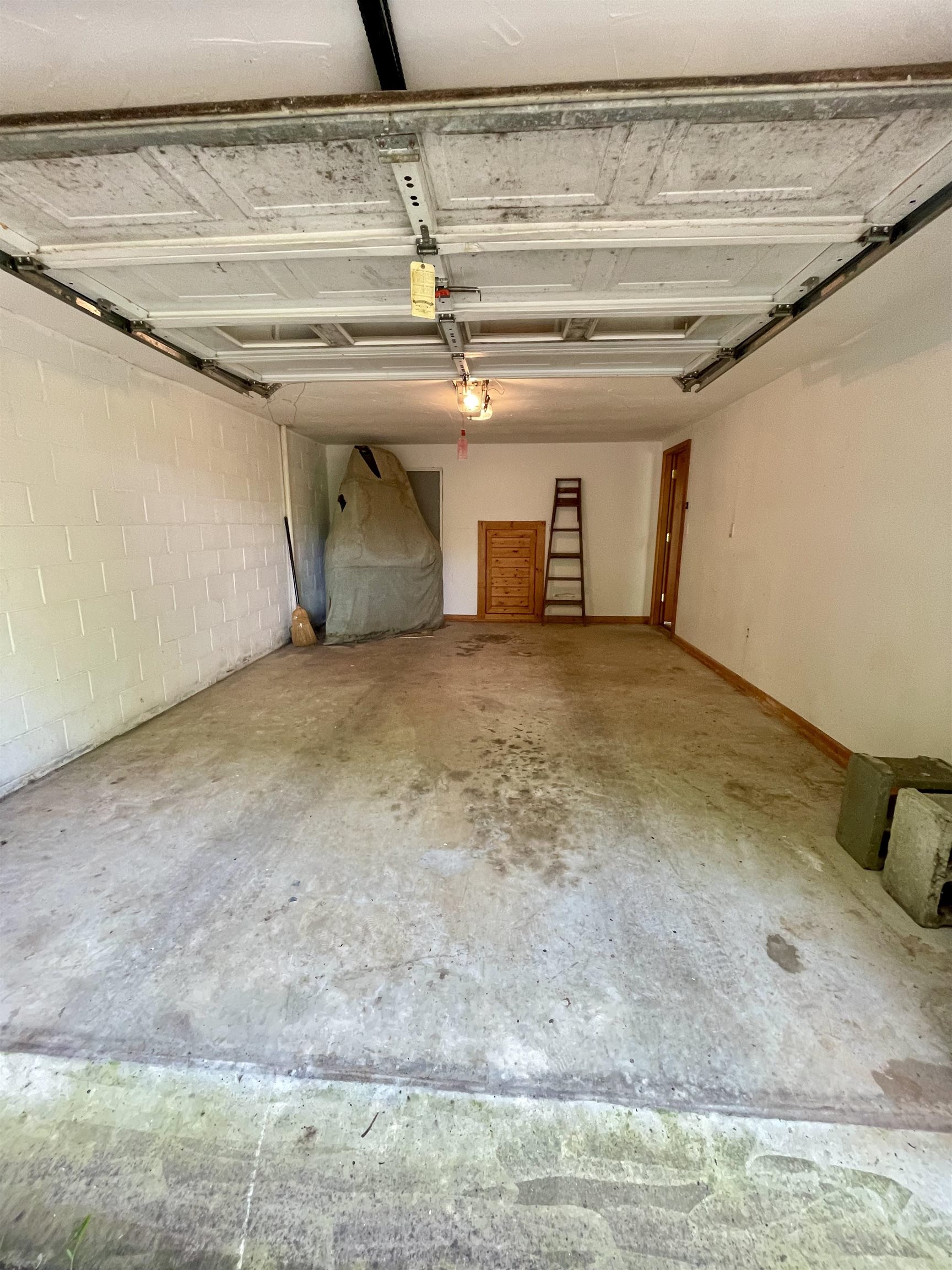 925 Highway 14 W Property Photo 34