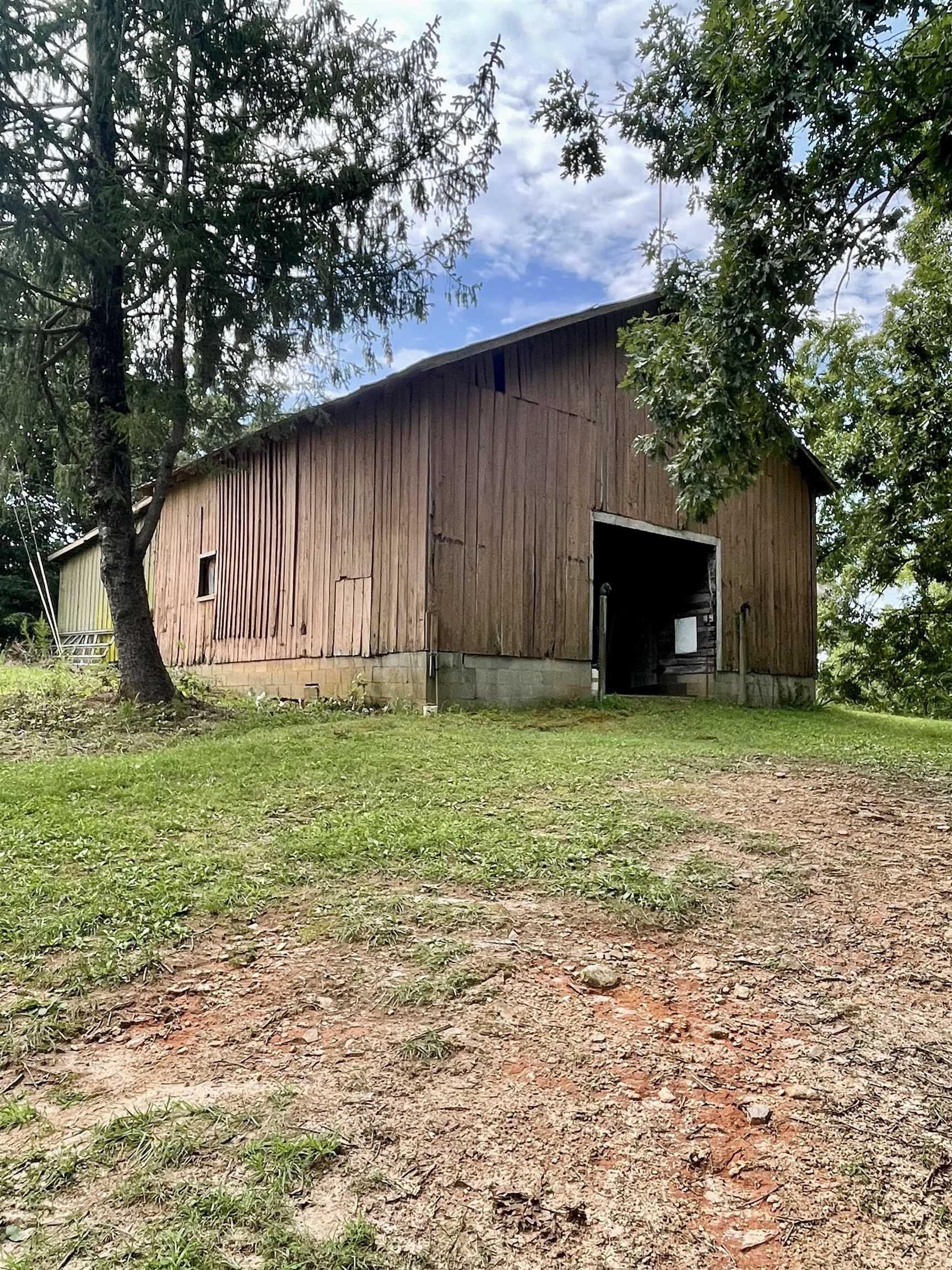 925 Highway 14 W Property Photo 39