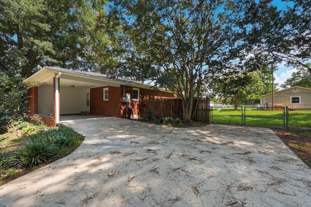 851 Belcher Road Property Photo 25