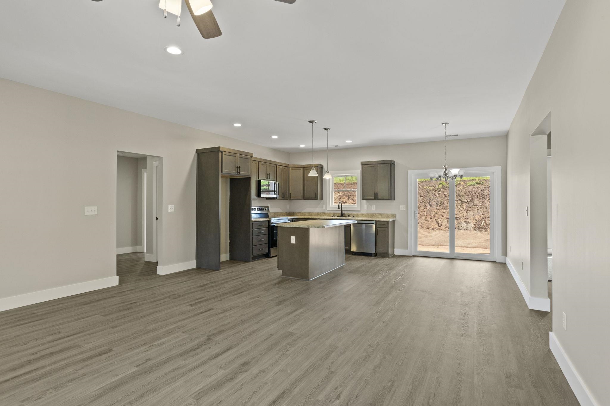 631 Skyline Drive Property Photo 6