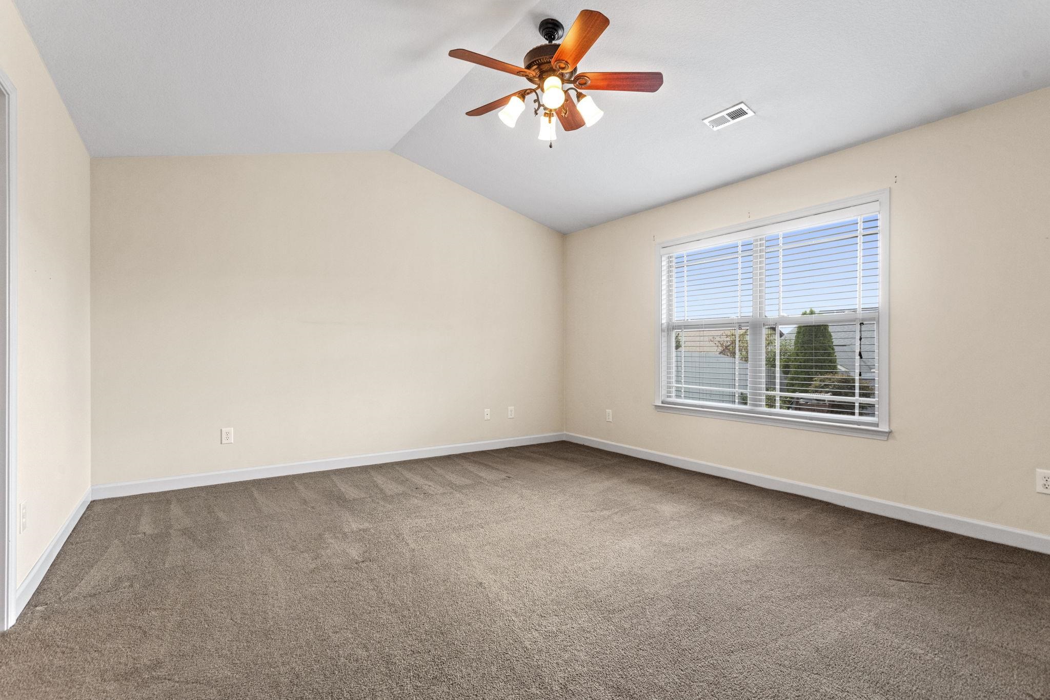 640 Clarion Court Property Photo 10