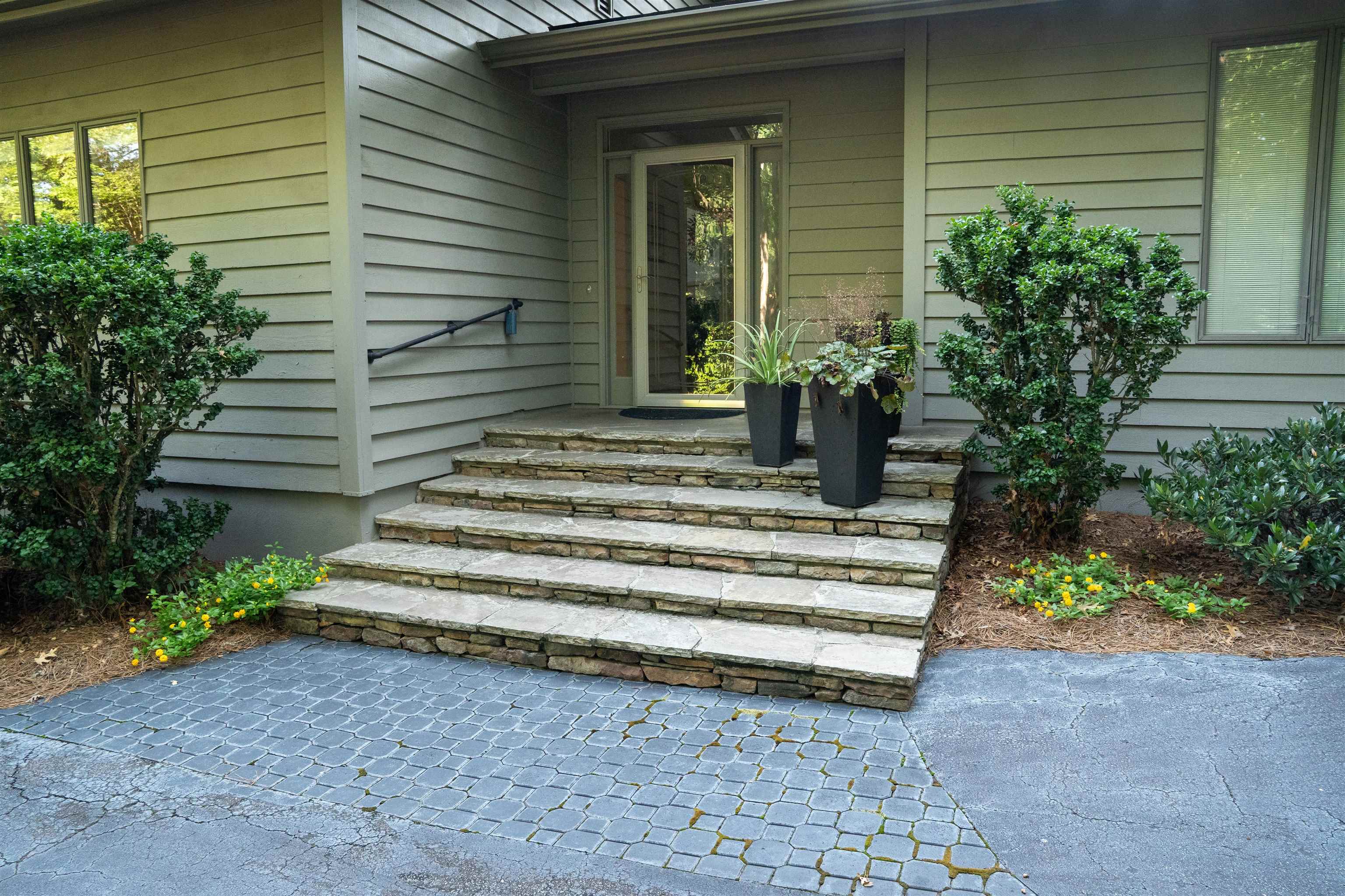 100 Wood Lily Lane Property Photo 4