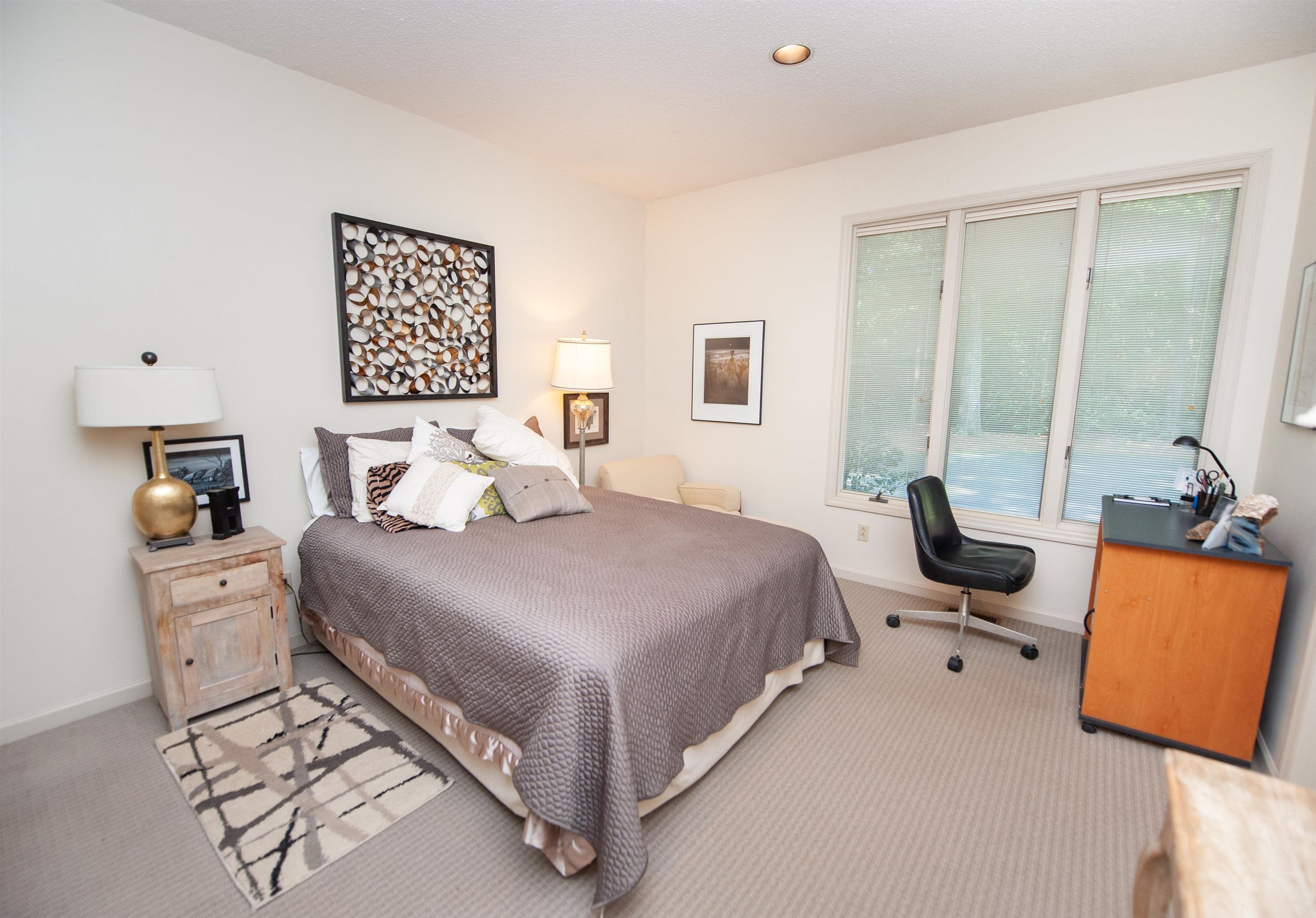 100 Wood Lily Lane Property Photo 30