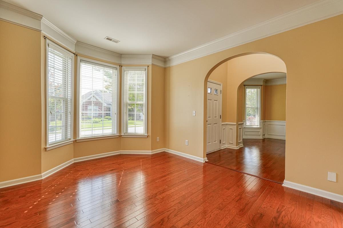 339 Surrywood Drive Property Photo 8
